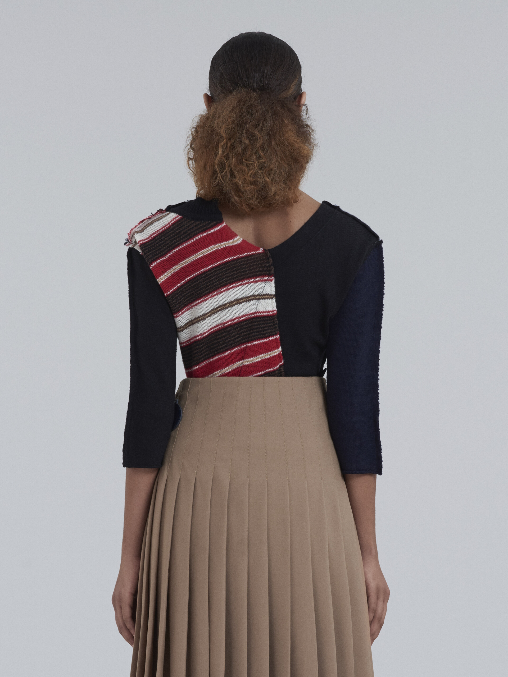 Patchwork 3/4-sleeved cardigan in virgin wool - Pullovers - Image 3