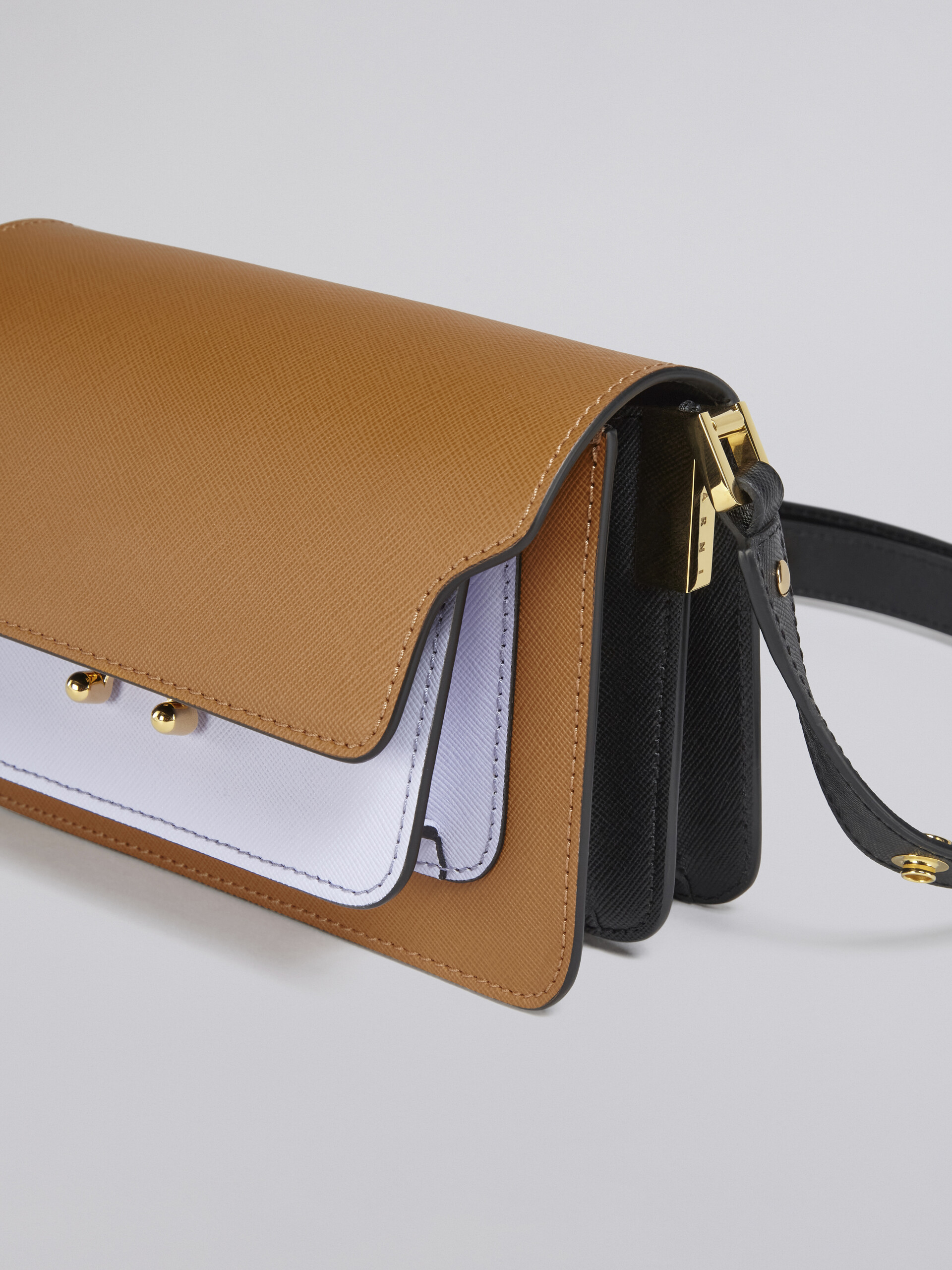Mini sac TRUNK en cuir saffiano marron, lilas et noir - Sacs portés épaule - Image 5