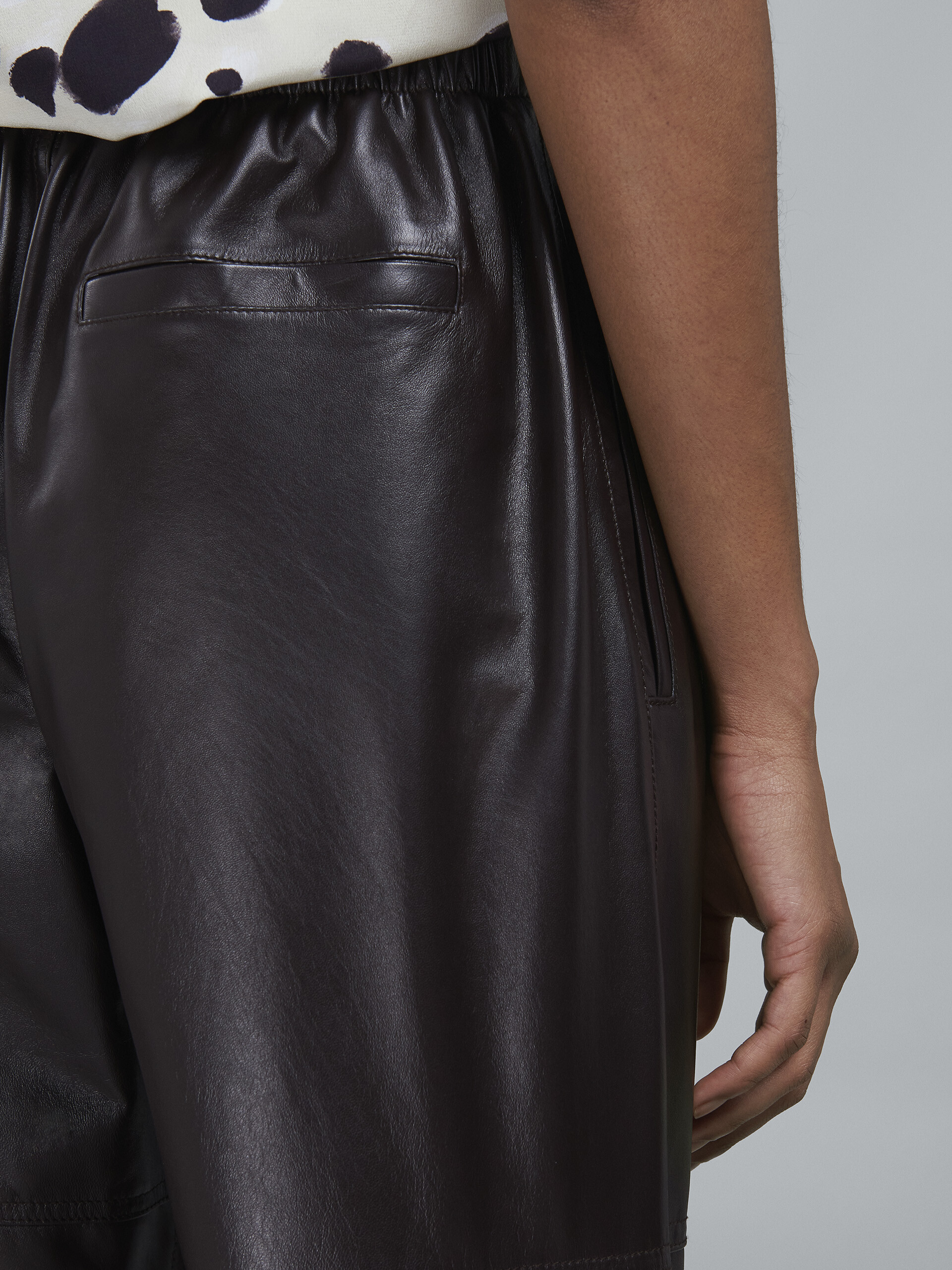 Light nappa leather cargo pants - Pants - Image 4