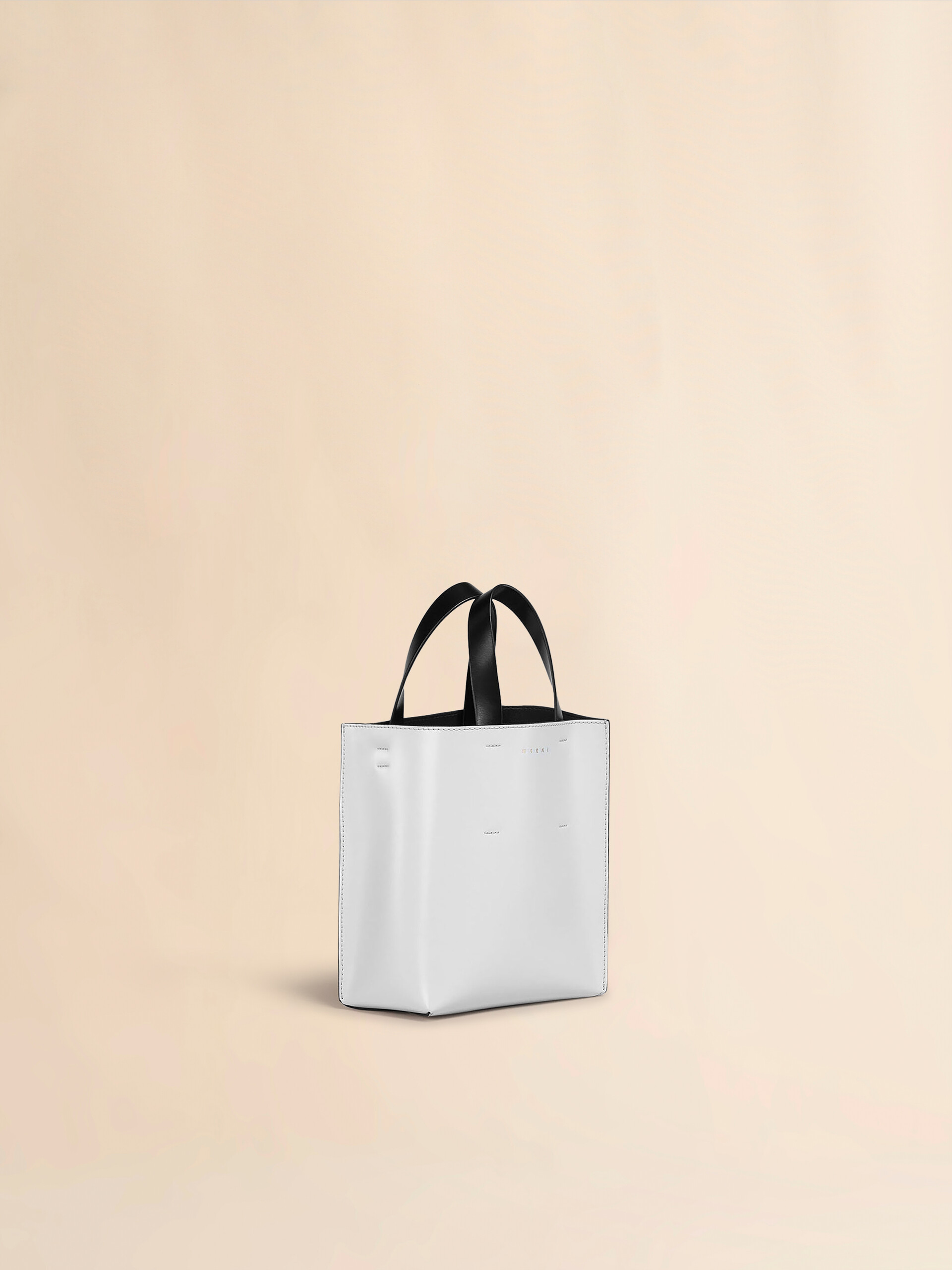 Bi-coloured MUSEO bag in shiny calfskin with shoulder strap - Shopping Bags - Image 5