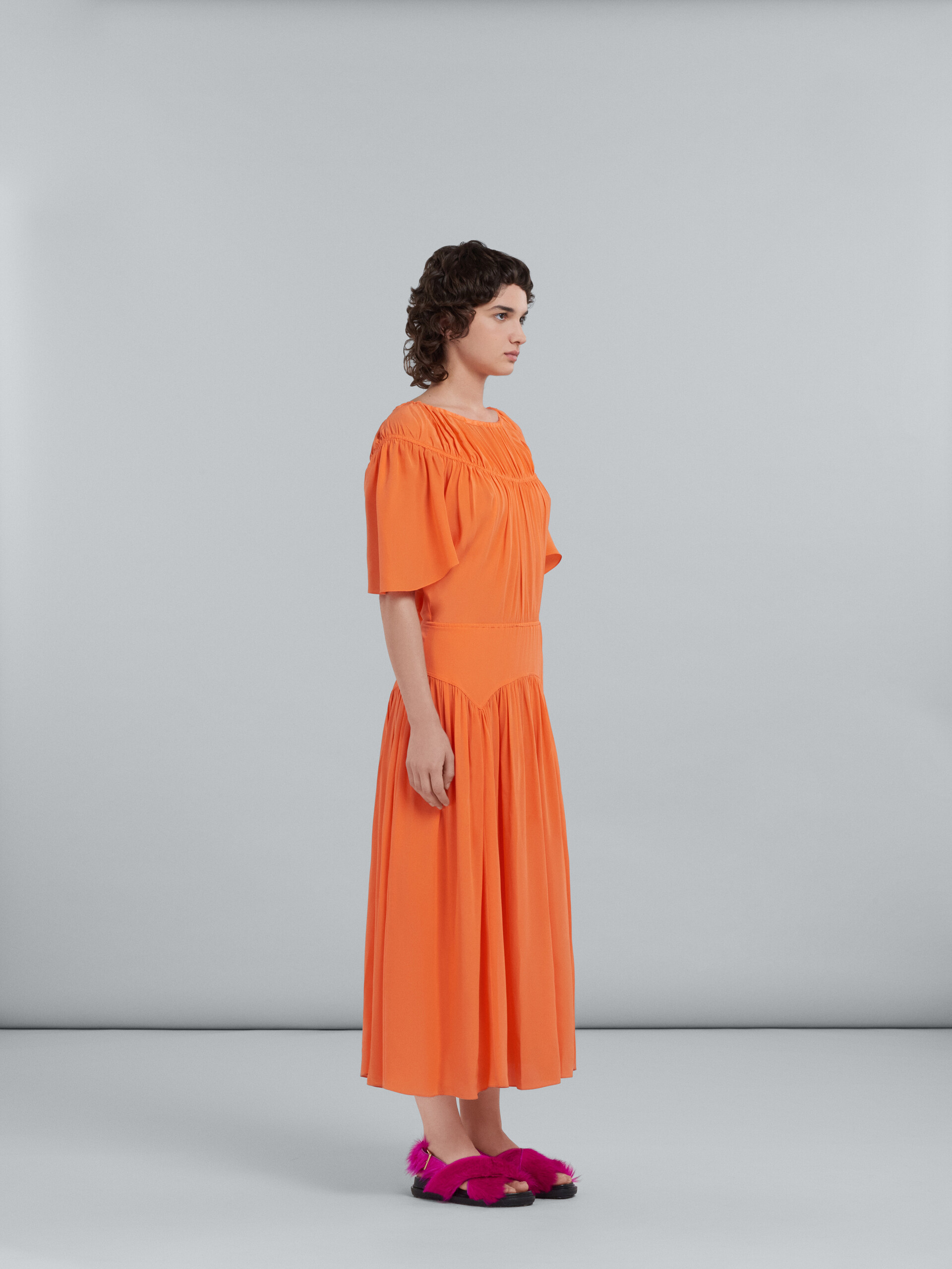 Long dress in orange silk - Dresses - Image 6
