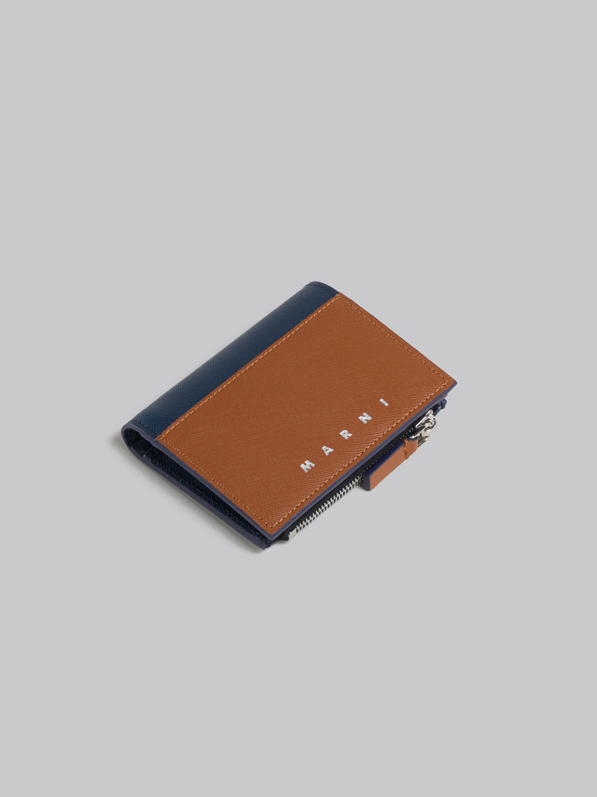 クリーム ディープブルー サフィアーノレザー製 二つ折りウォレット 、ファスナー式ポケット - 財布 - Image 5