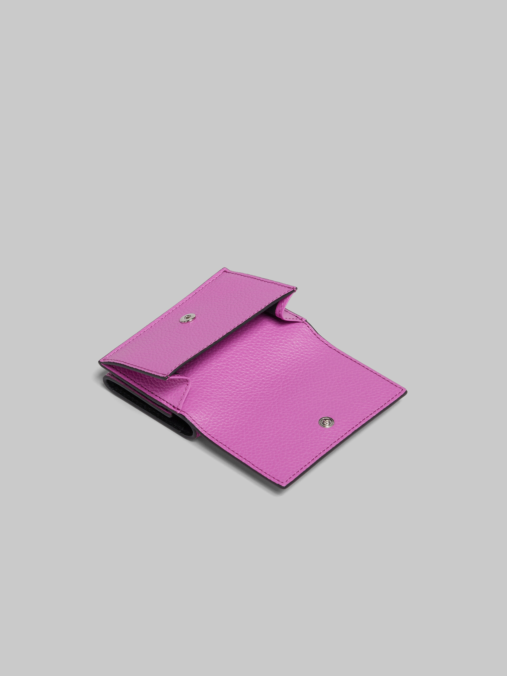 Portafoglio tri-fold in pelle rosa con impunture Marni - Portafogli - Image 5
