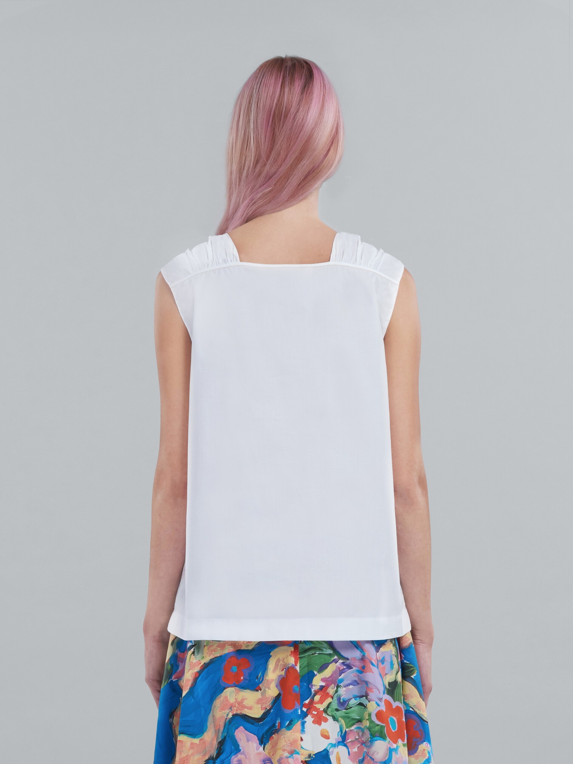 Square-neck top in white bio poplin - Shirts - Image 3
