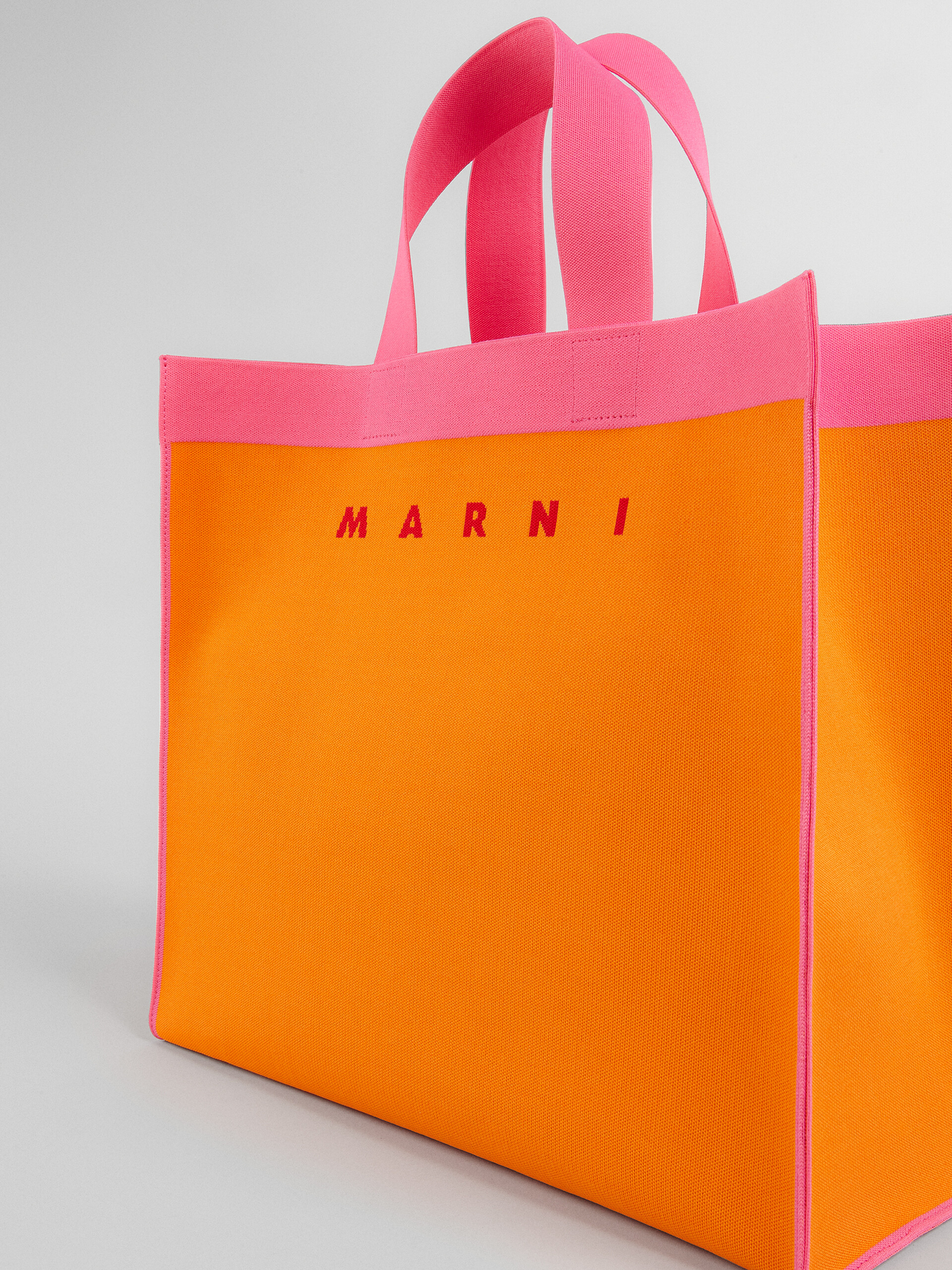 Orange and pink jacquard shopping bag - Shopping Bags - Image 2