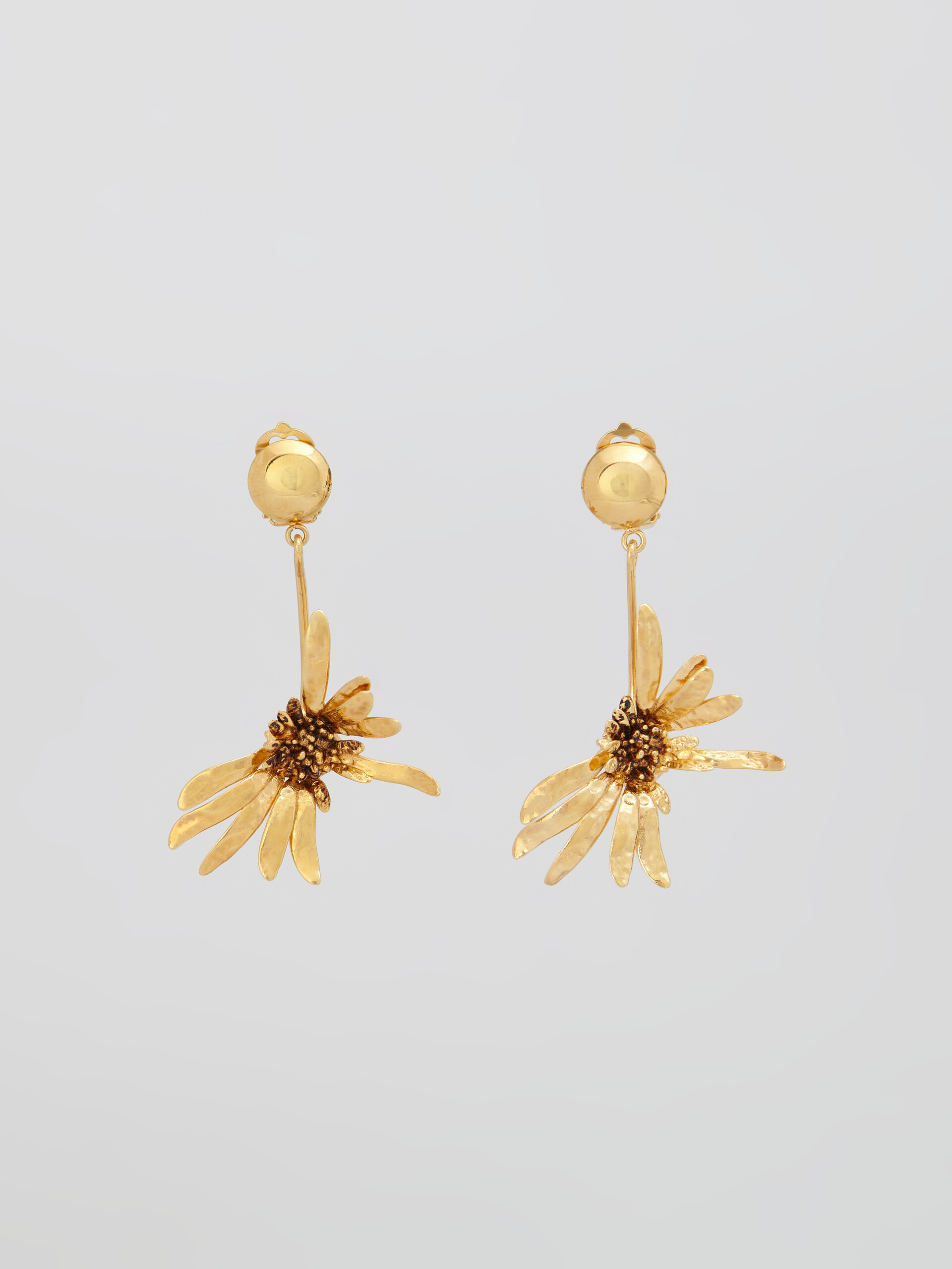 Brass FLORA daisy earrings - Earrings - Image 1