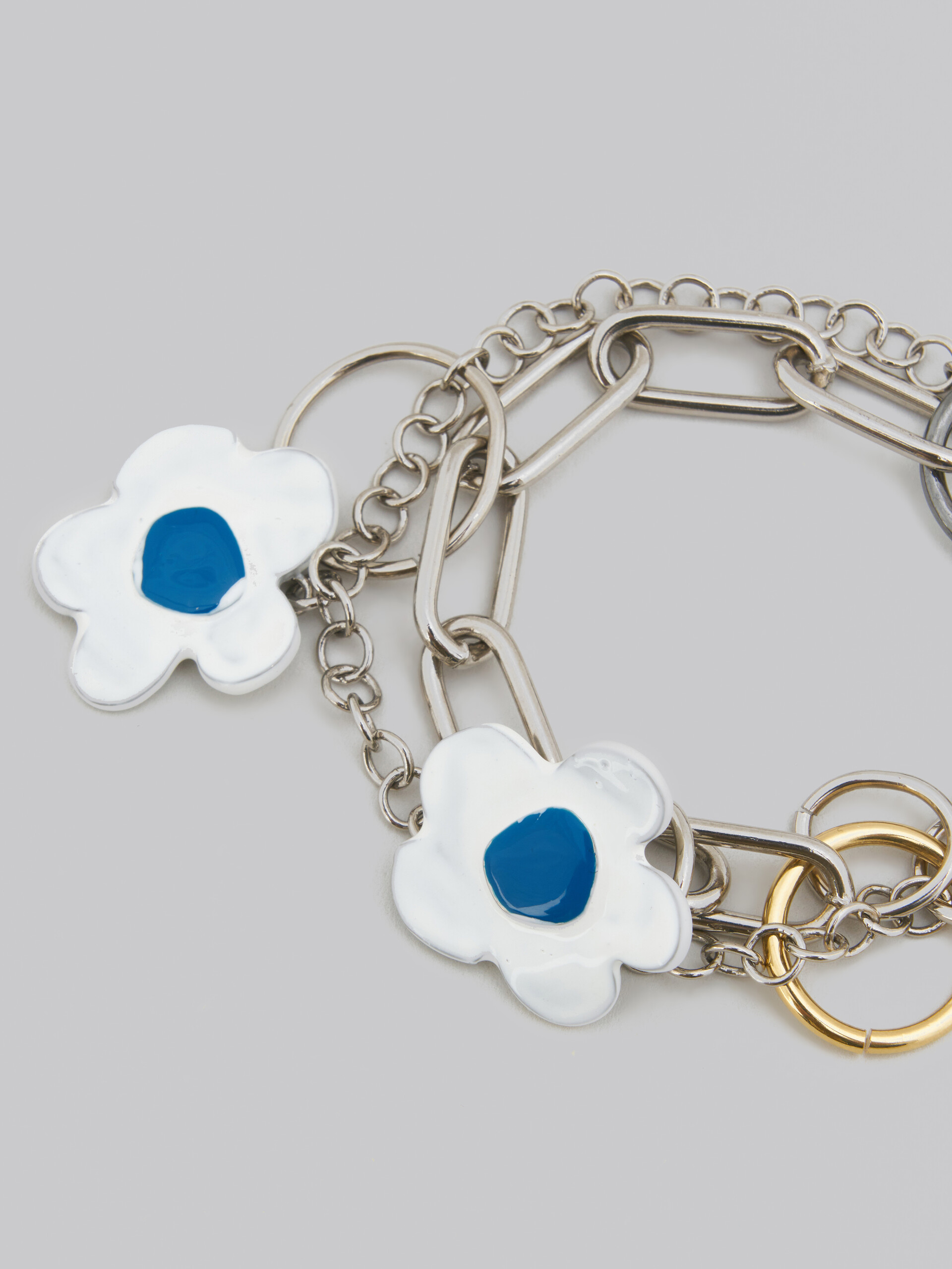 Bracelet with white flowers - Bracelets - Image 4