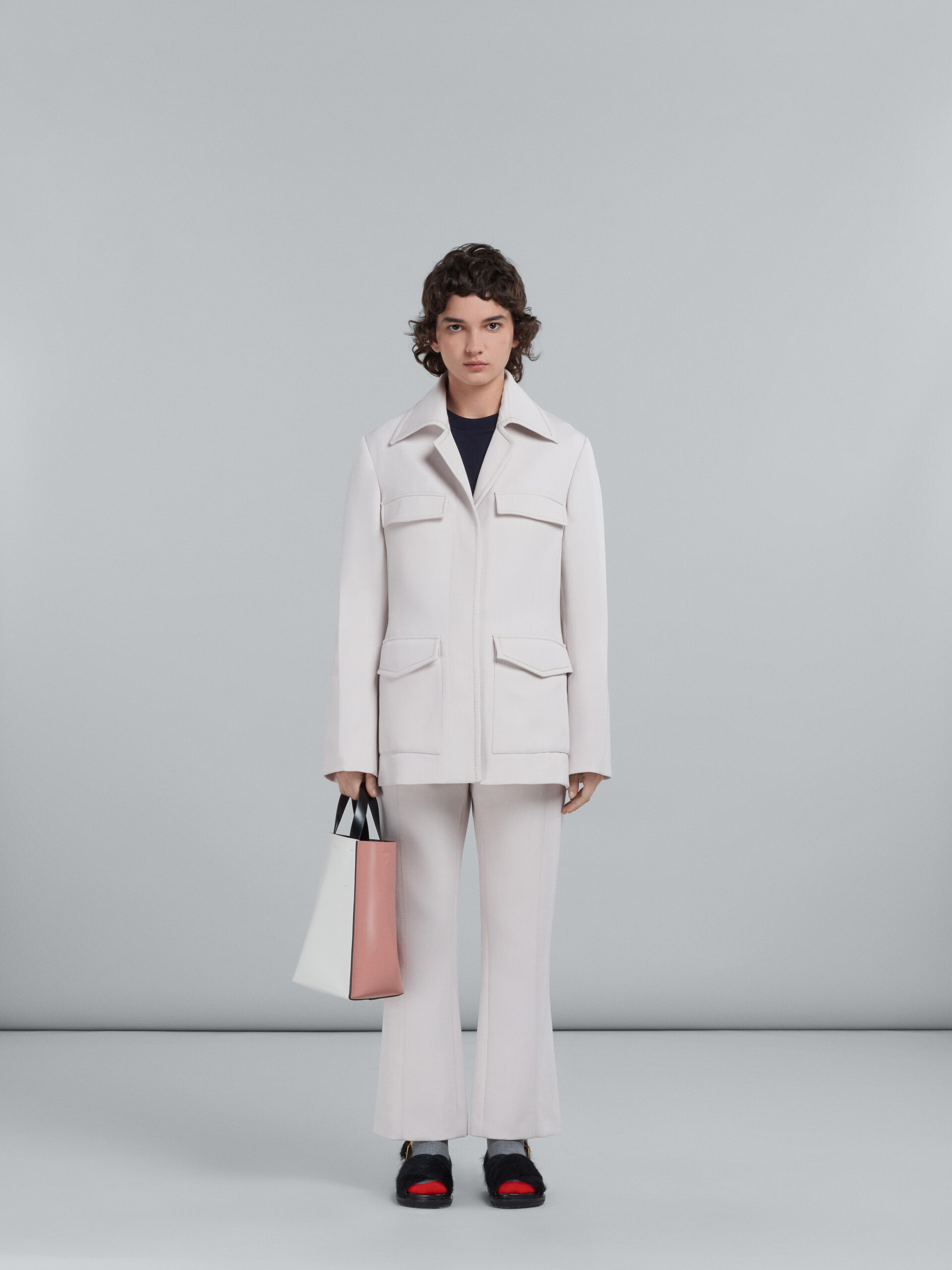 Museo Soft Bag Piccola in pelle bianca e rosa - Borse shopping - Image 2
