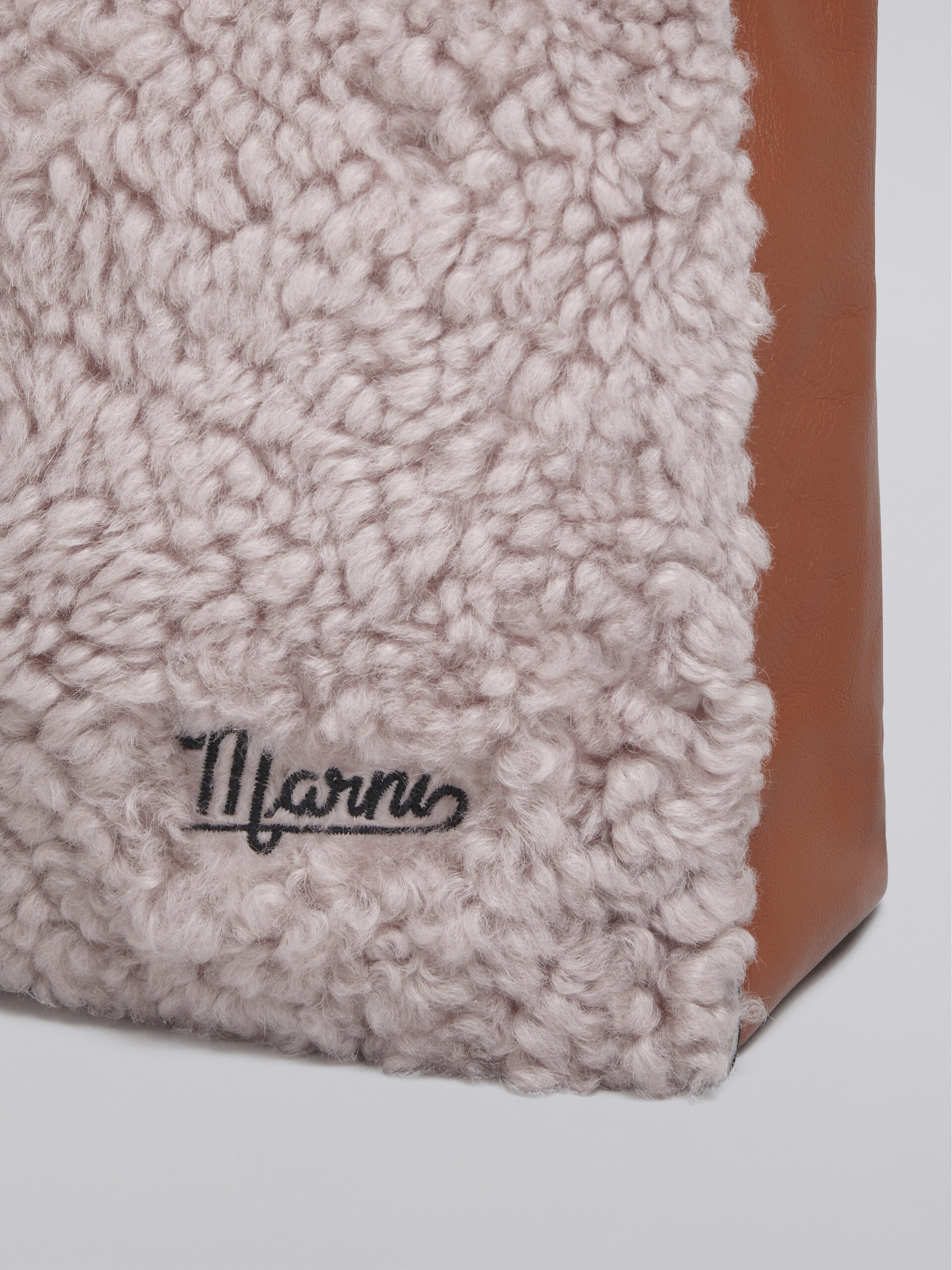 MUSEO SOFT bag in shearling and calfskin with embroidered logo - Shopping Bags - Image 3