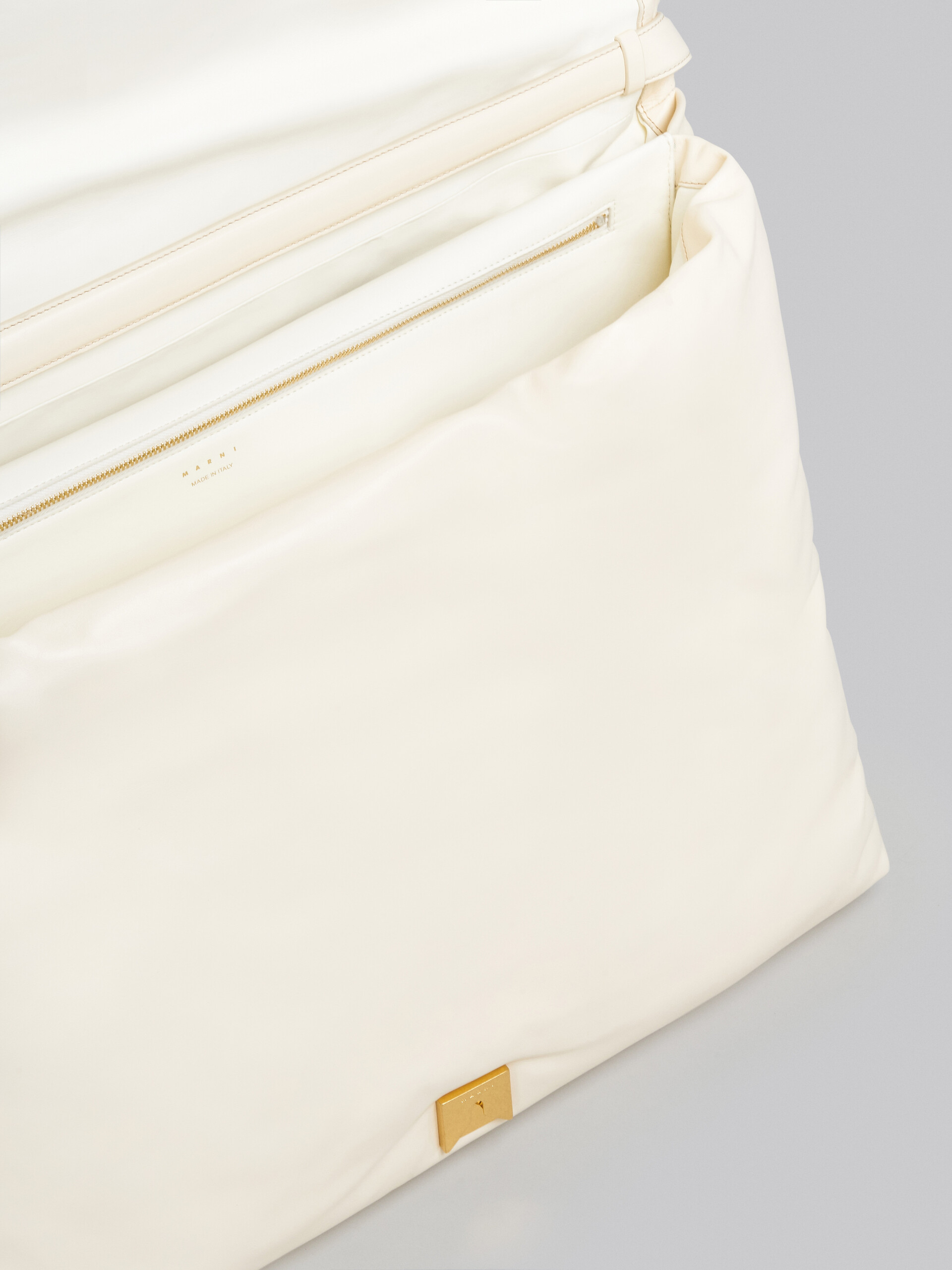 Maxi ivory calsfkin Prisma bag - Shoulder Bag - Image 4