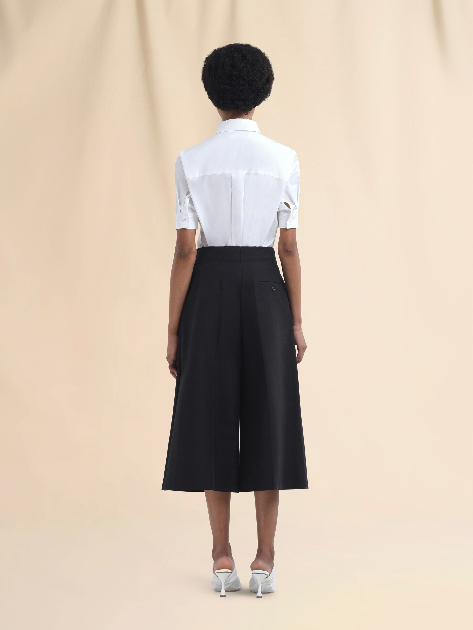Indigo wide leg cotton Bermuda shorts with Marni Symbol - Pants - Image 3