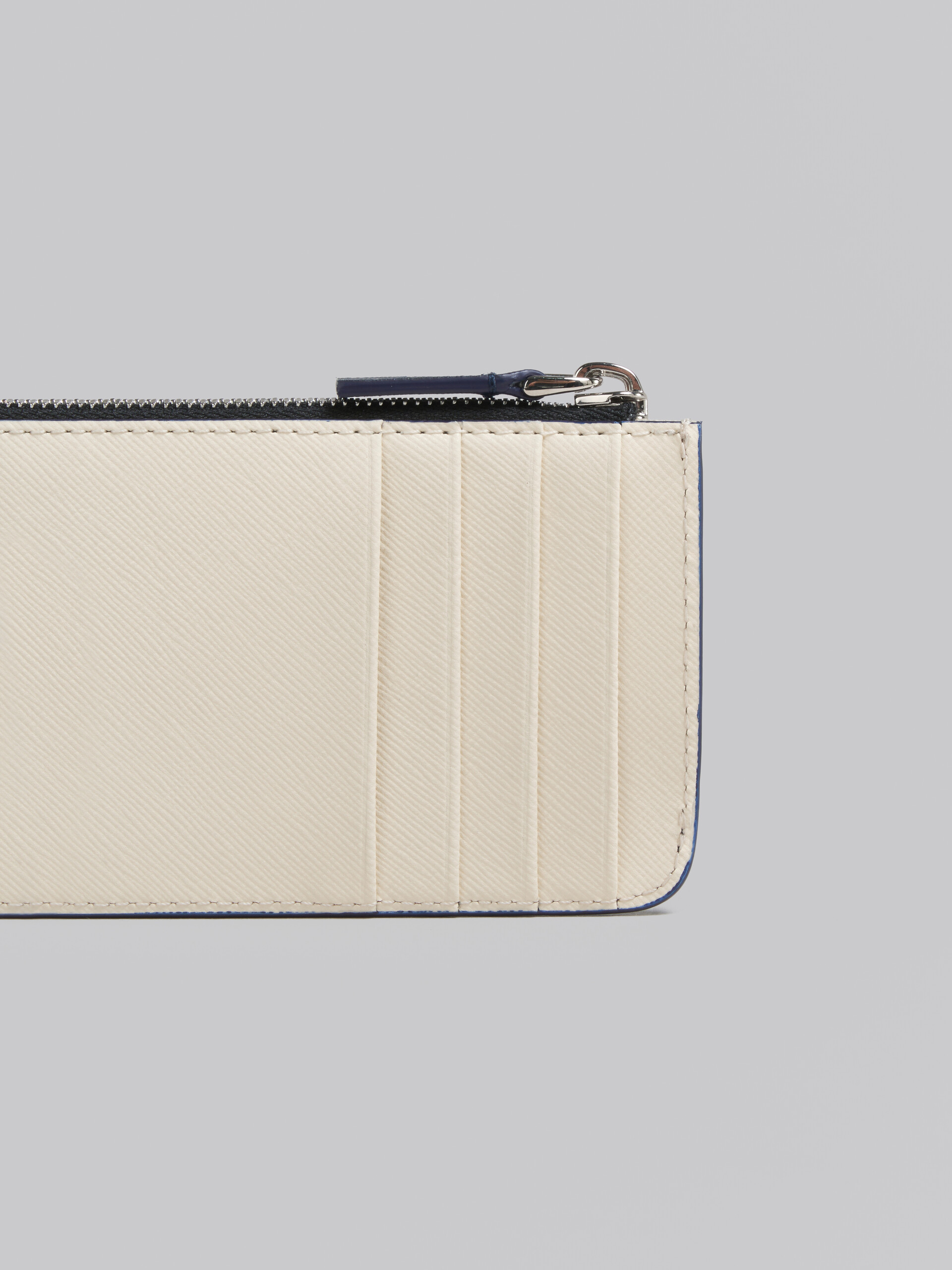 クリーム ディープブルー サフィアーノレザー製 カードホルダー、ファスナー式ポケット - 財布 - Image 4