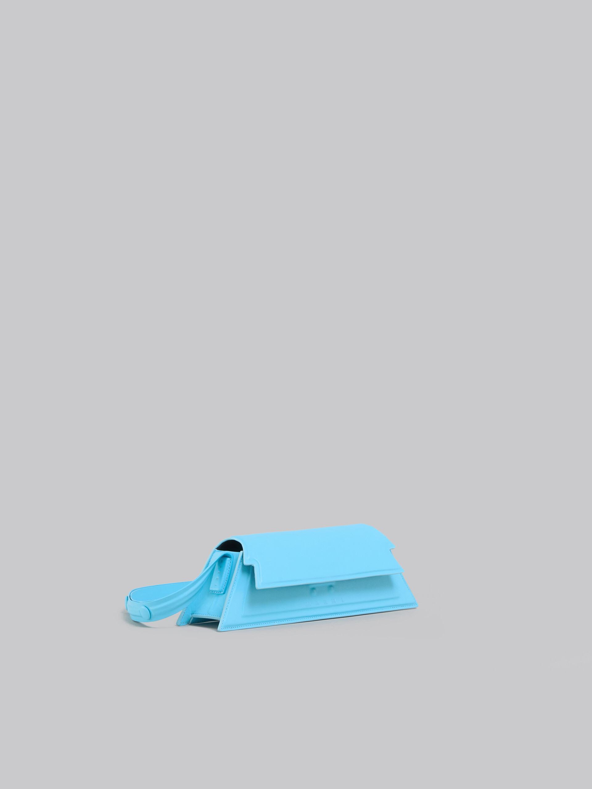 Mini Trunkoise bag in smooth light blue leather - Shoulder Bag - Image 5