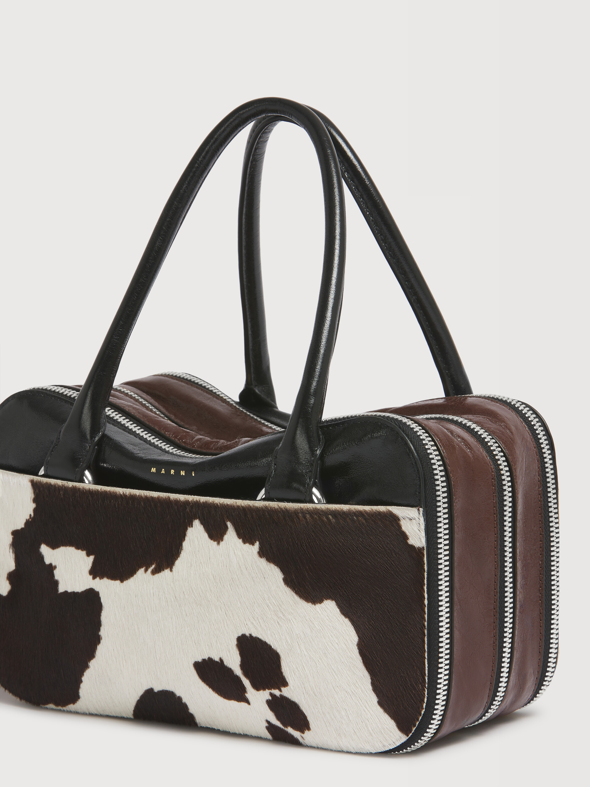 Borsa Boxyne piccola in pelle e cavallino stampa mucca - Borse a mano - Image 4