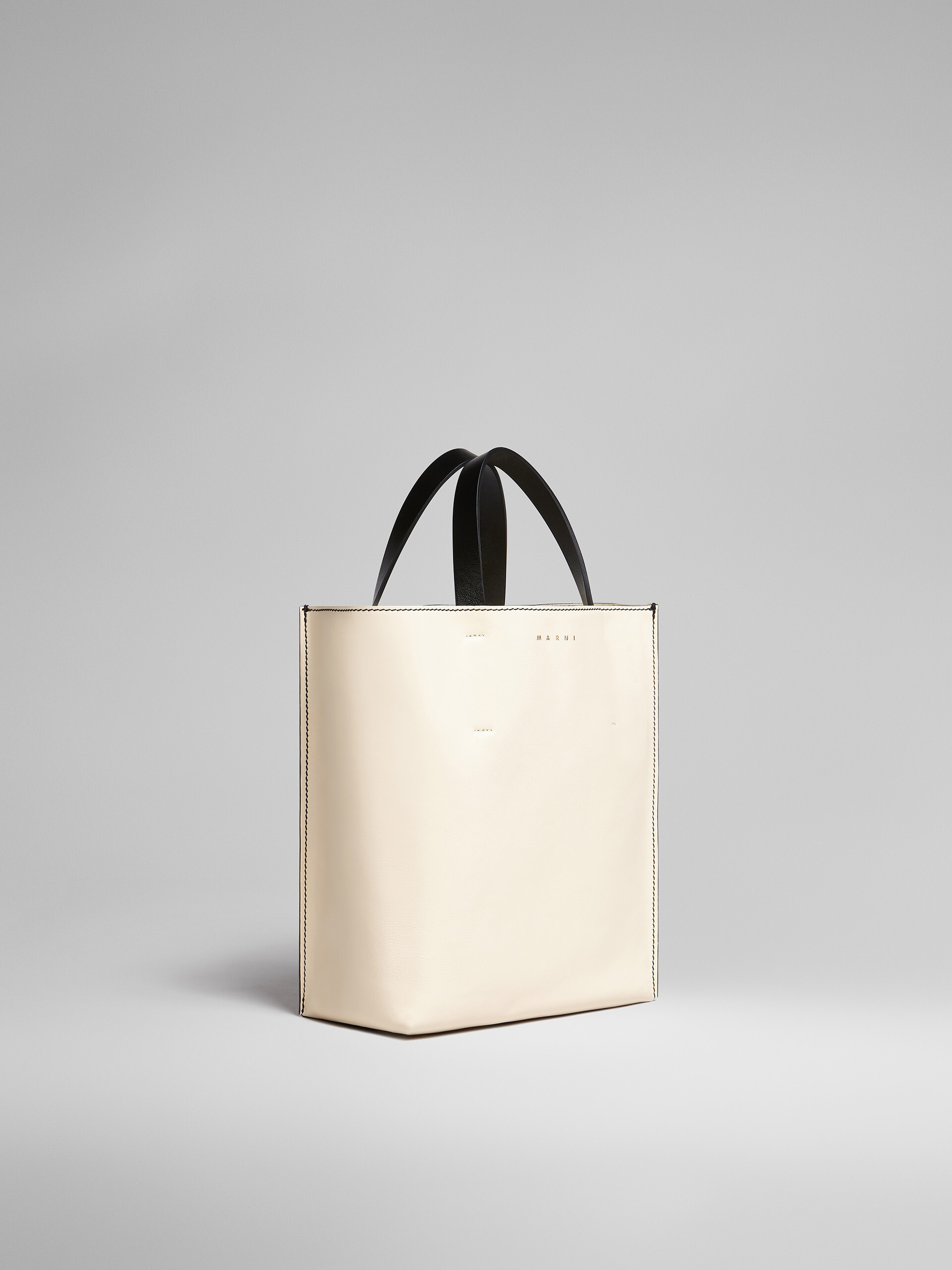 Kleine Tasche MUSEO SOFT aus Leder in Weiß und Violett - Shopper - Image 6