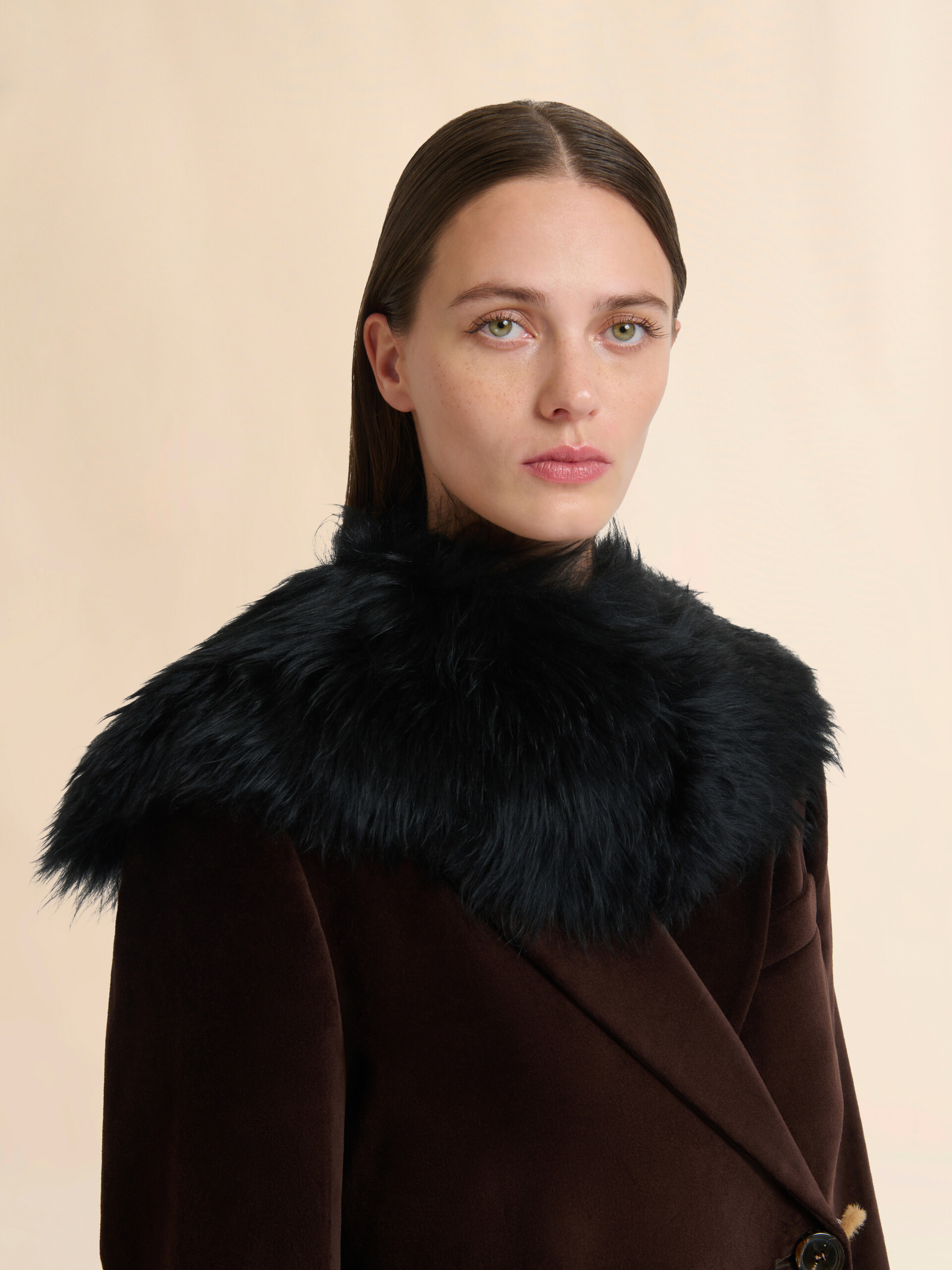 Pink shearling collar - Other accessories - Image 2