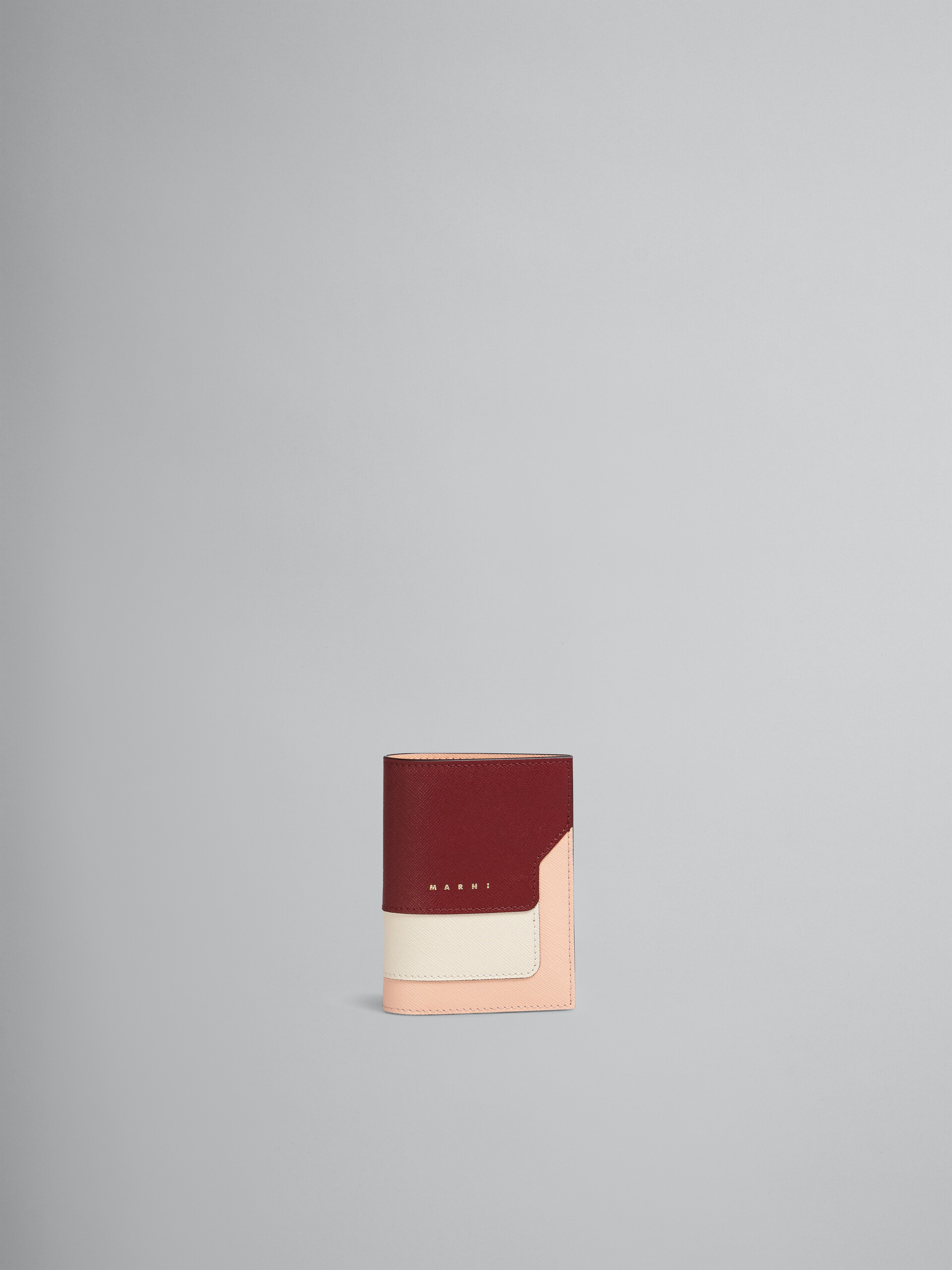 Portafoglio bi-fold in saffiano rosso bianco e rosa - Portafogli - Image 1
