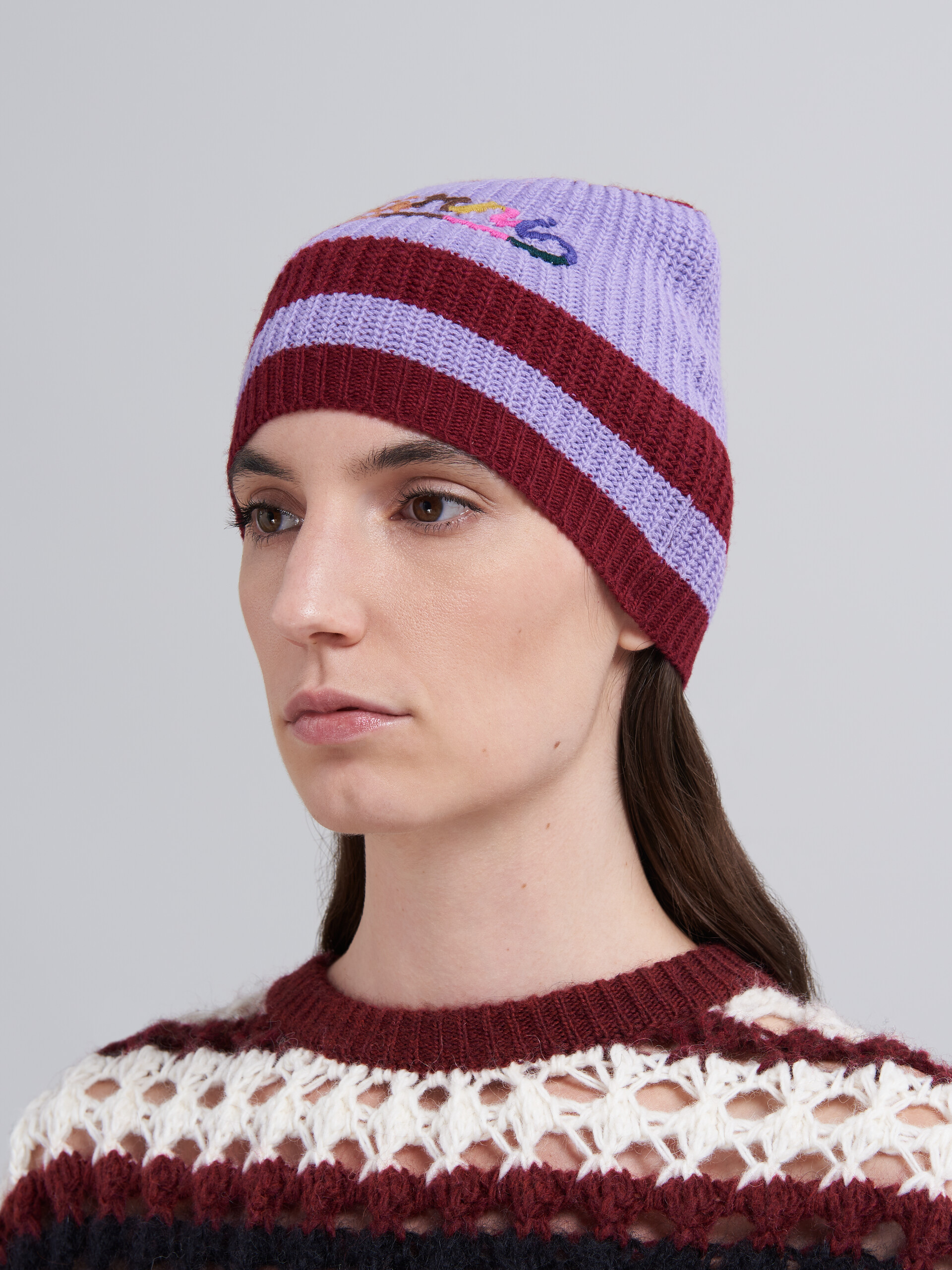 Burgunderrote und violette Shetland-Mütze - Hüte - Image 2