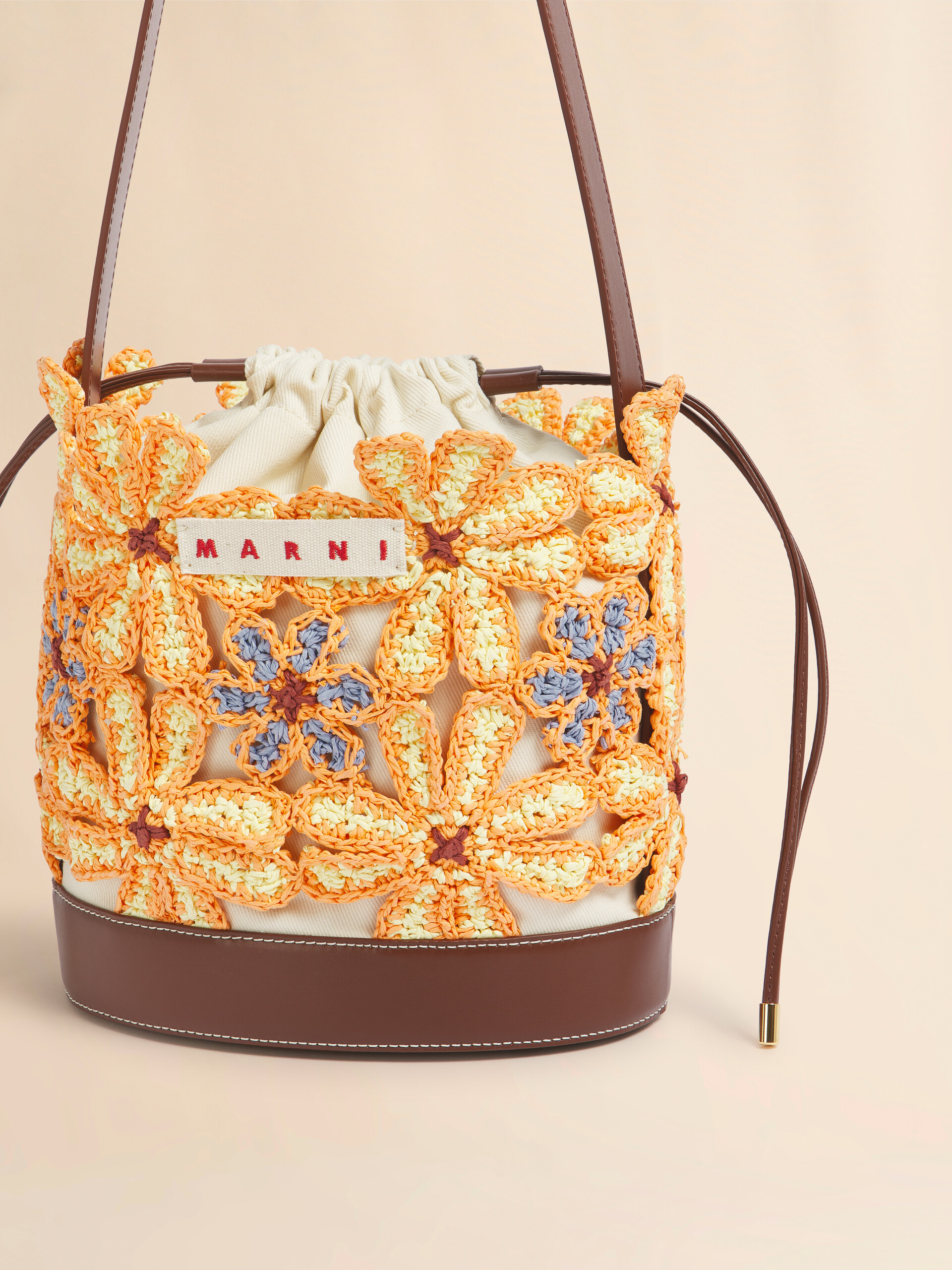 Yellow paper raffia flower Seaside bucket bag - Shoulder Bags - Image 4