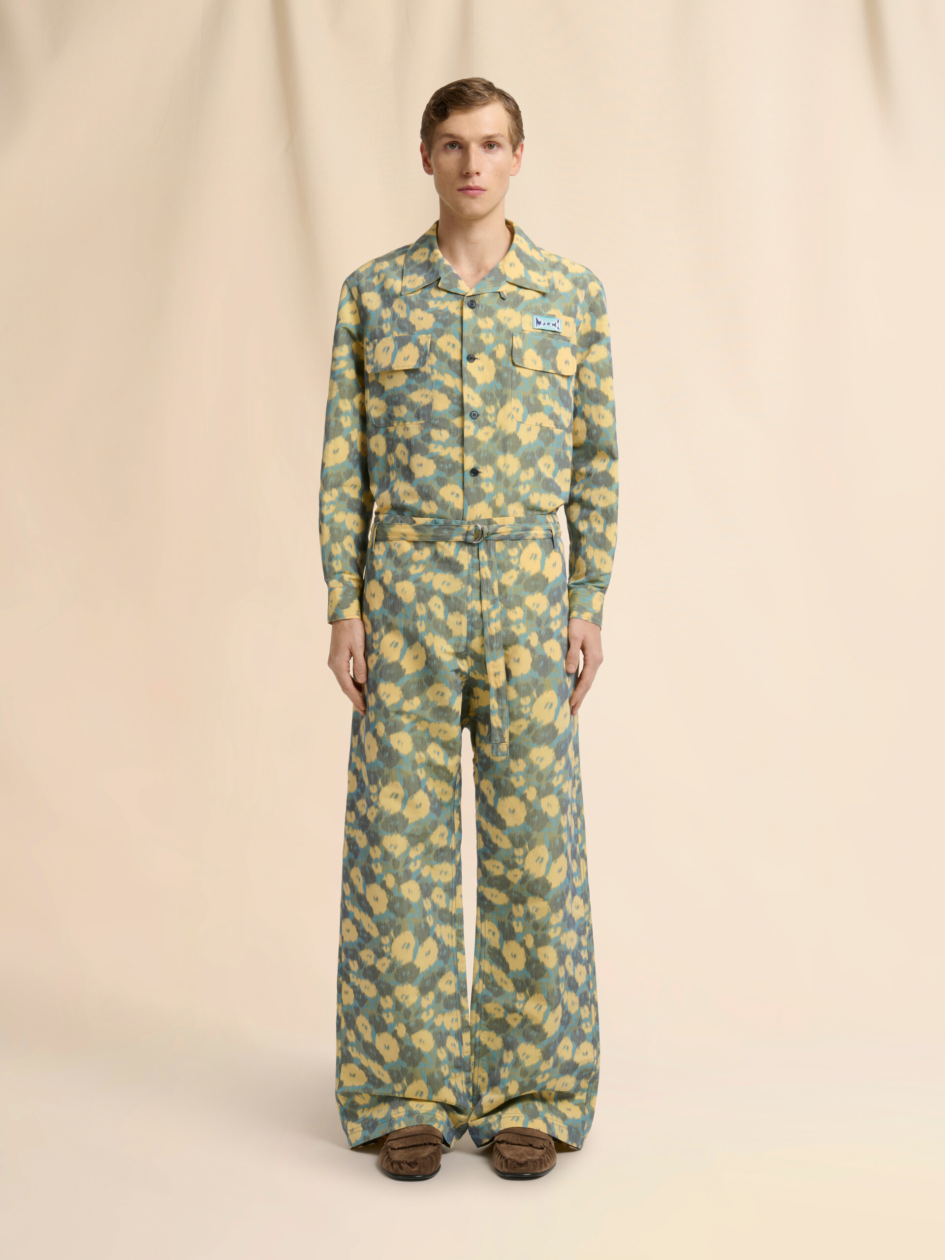 Green linen blend trousers with blurry floral print - Pants - Image 2
