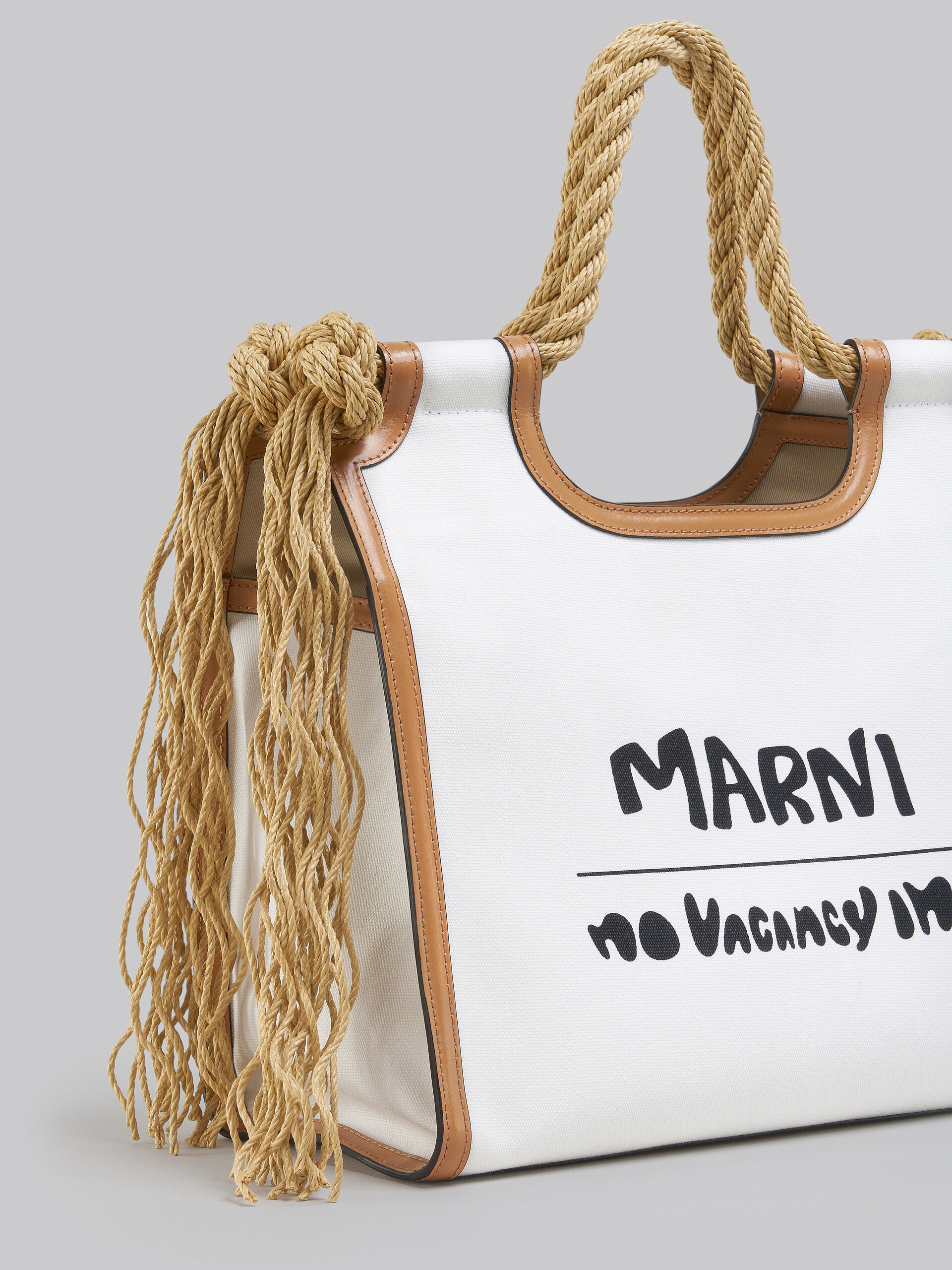 Marni x No Vacancy Inn - Marcel Tote Bag in white canvas with beige trims - Handbag - Image 5