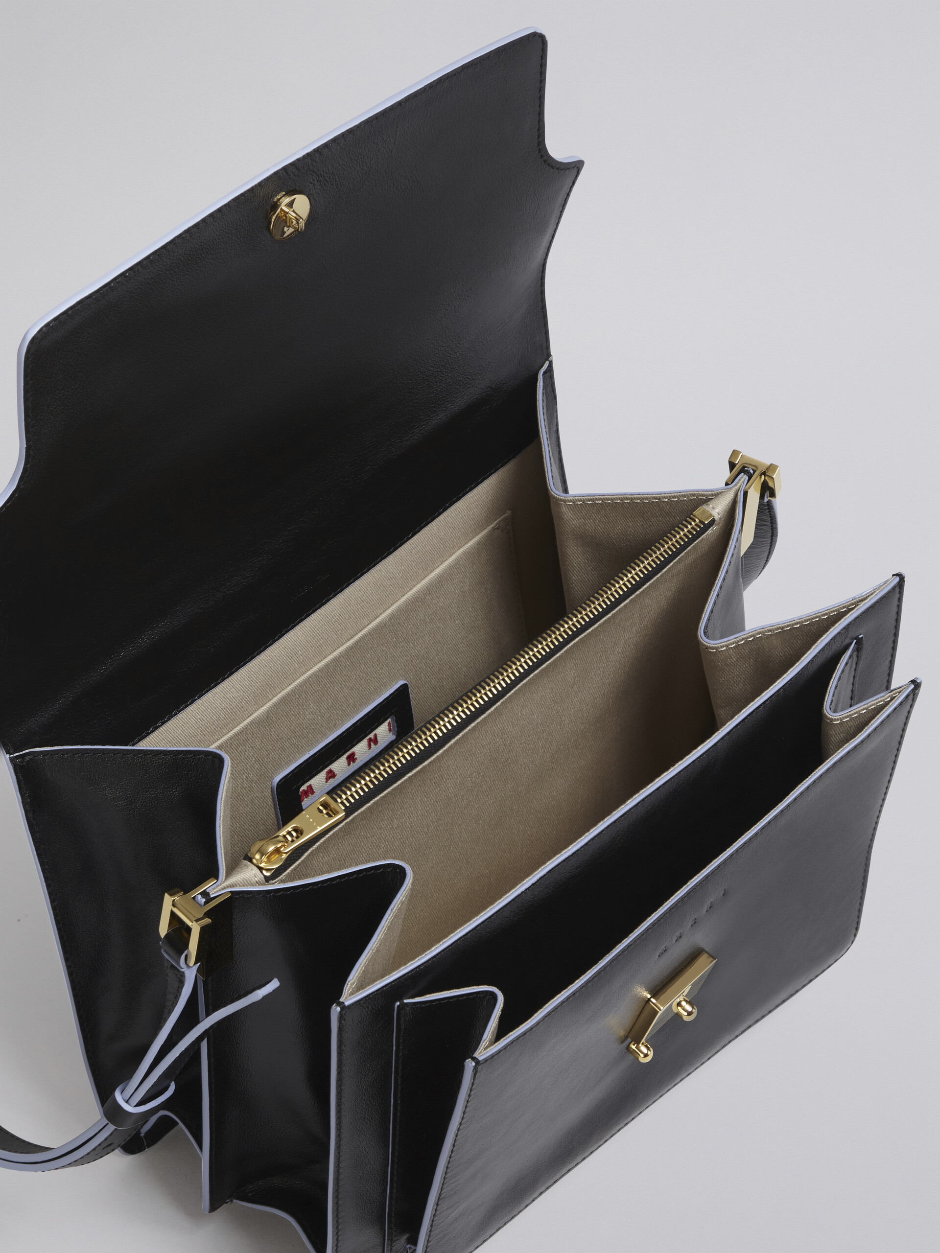 TRUNK SOFT large bag in black leather - Shoulder Bag - Image 3