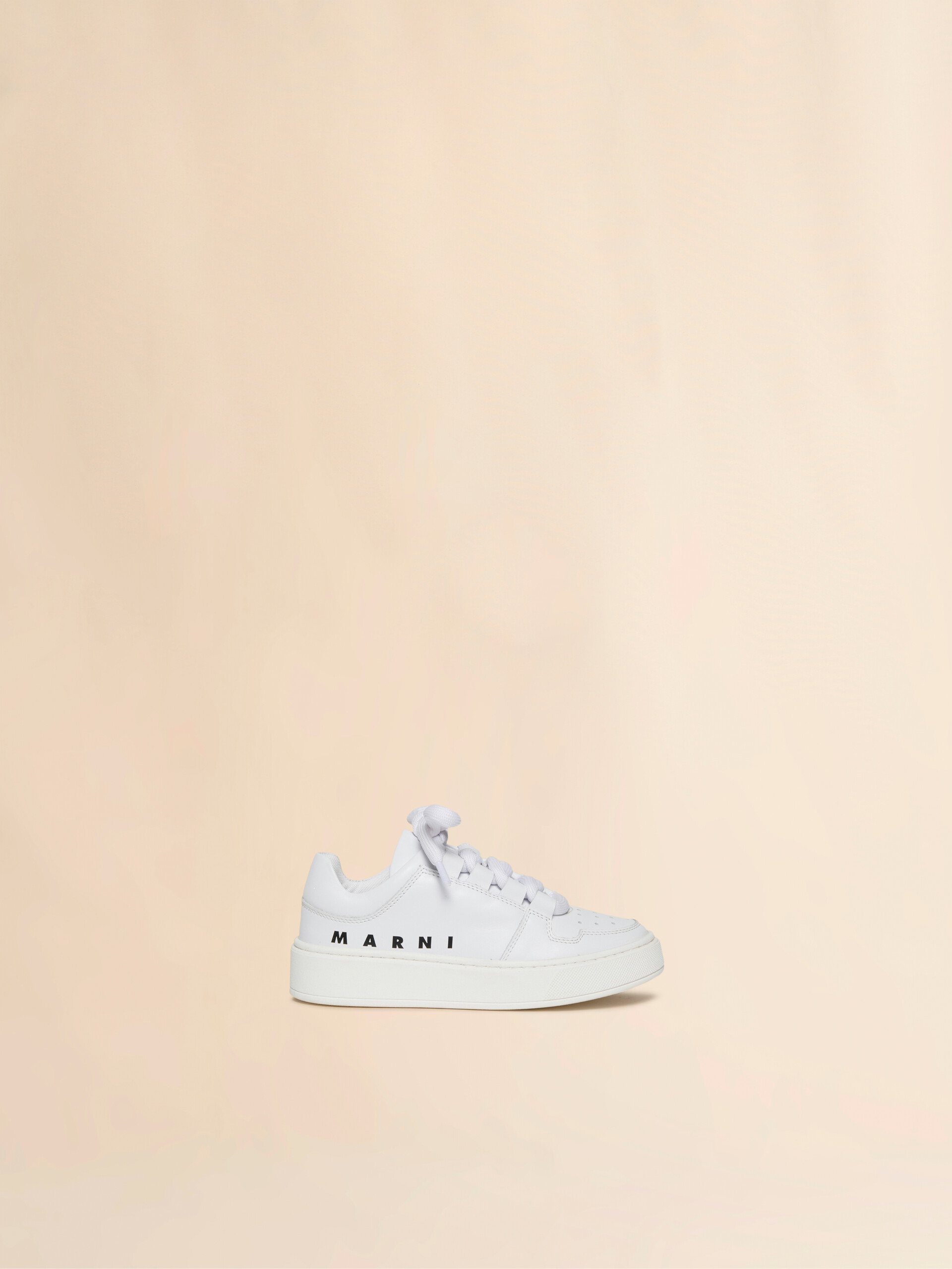 Niedriger Sneaker aus weißem Leder - Sneakers - Image 1