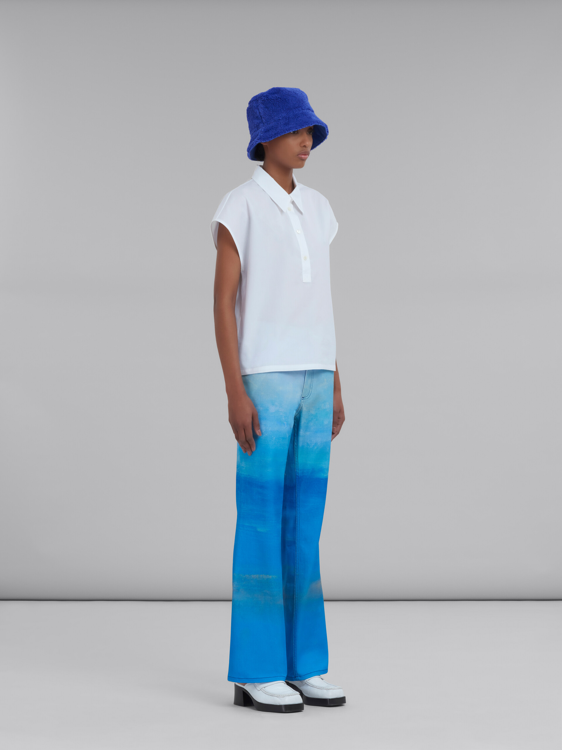 Blue denim trousers with Notte Giorno print - Pants - Image 5