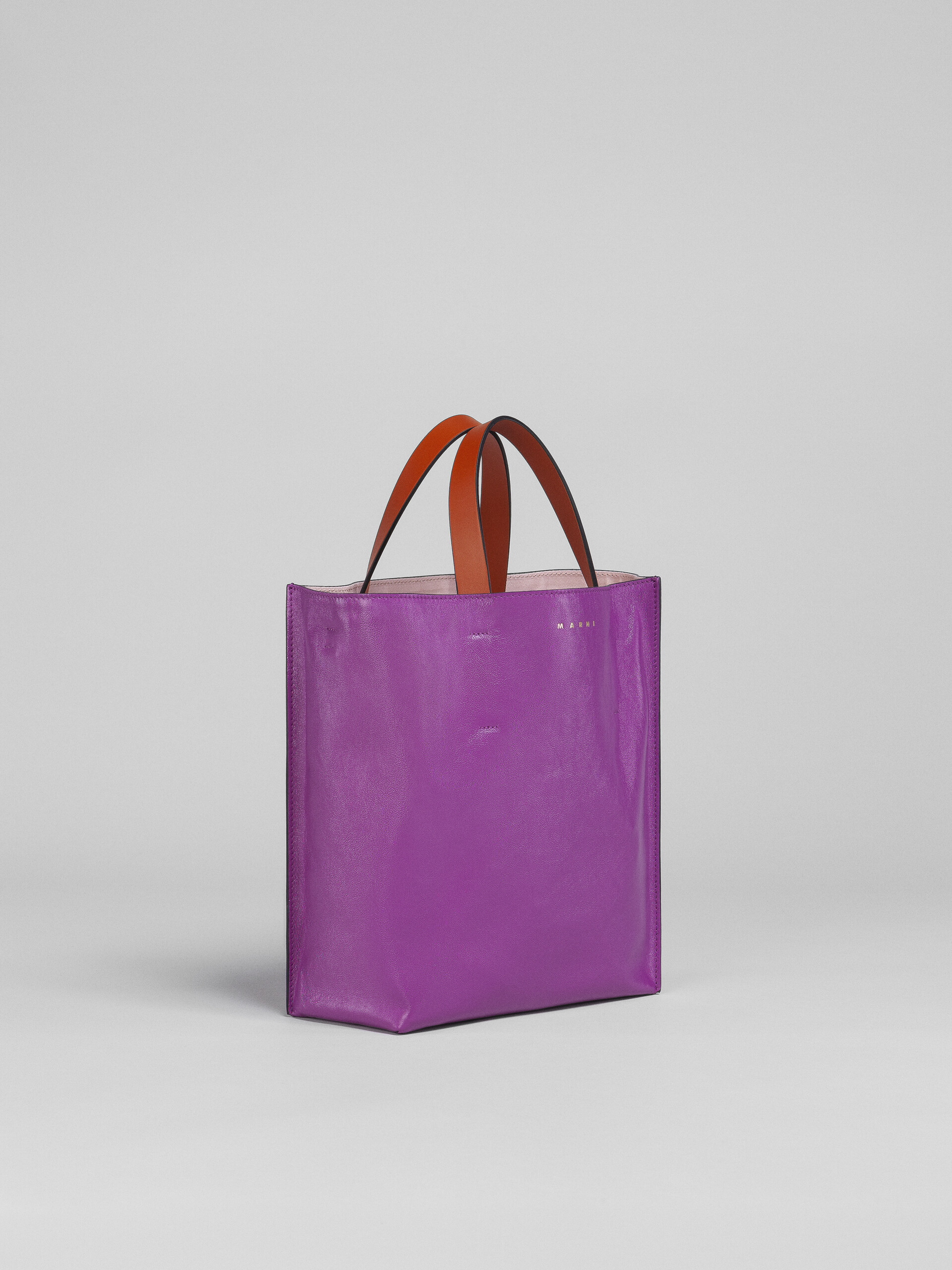 MUSEO SOFT small bag in fuchsia and green leather - Shopping Bags - Image 6