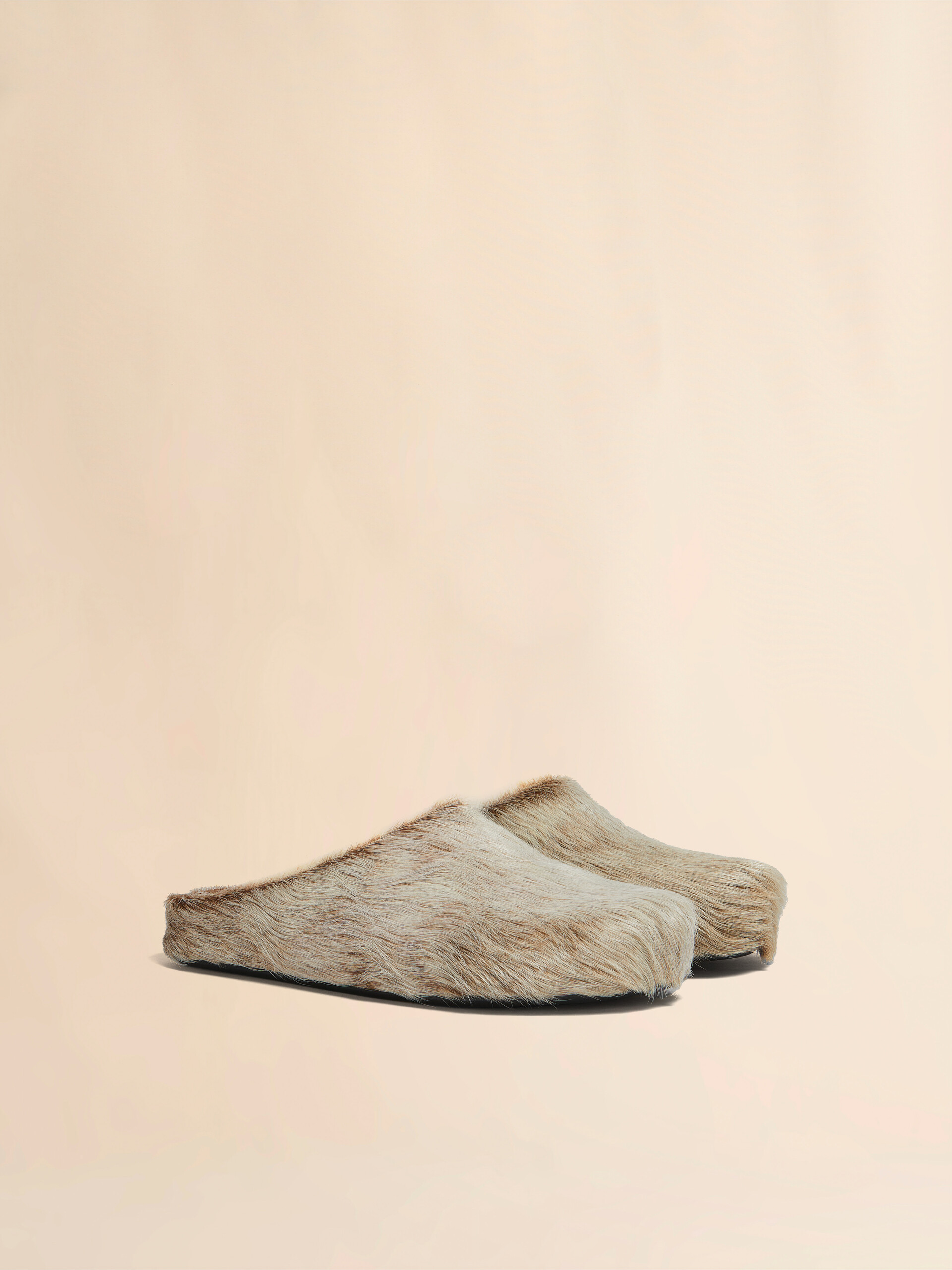 Blue-grey long hair calfskin Fussbett sabot - Clogs - Image 2