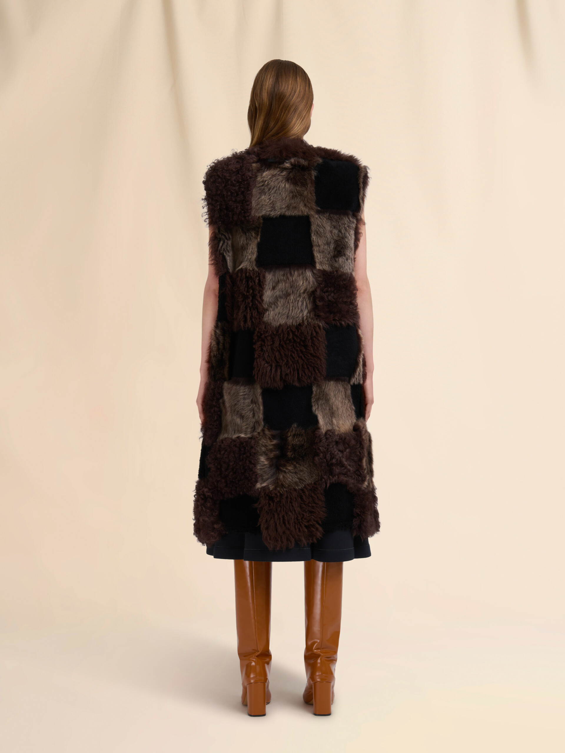 Brown mixed shearling longline vest - Waistcoats - Image 3