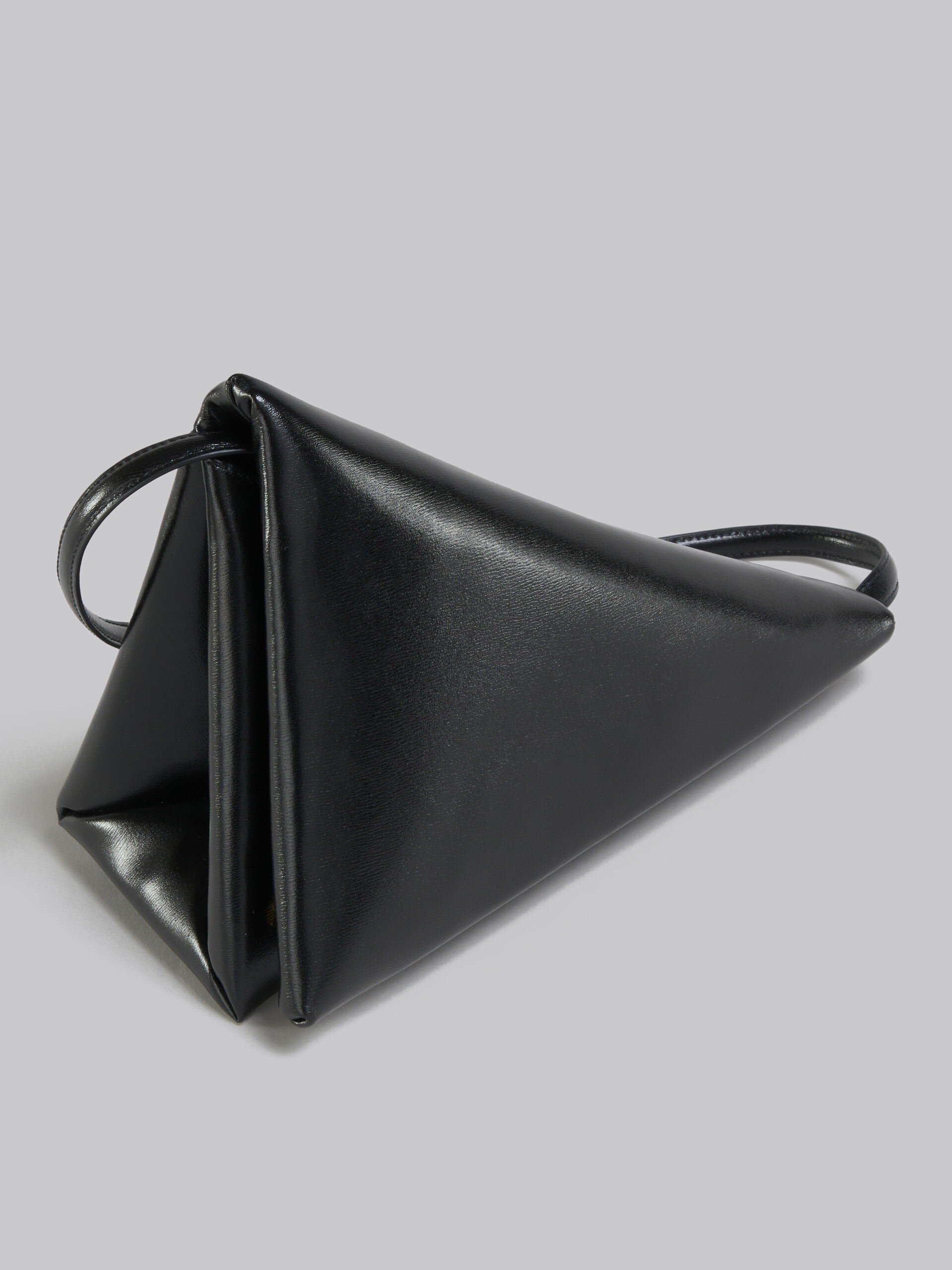 Black leather Prisma triangle bag - Shoulder Bag - Image 5
