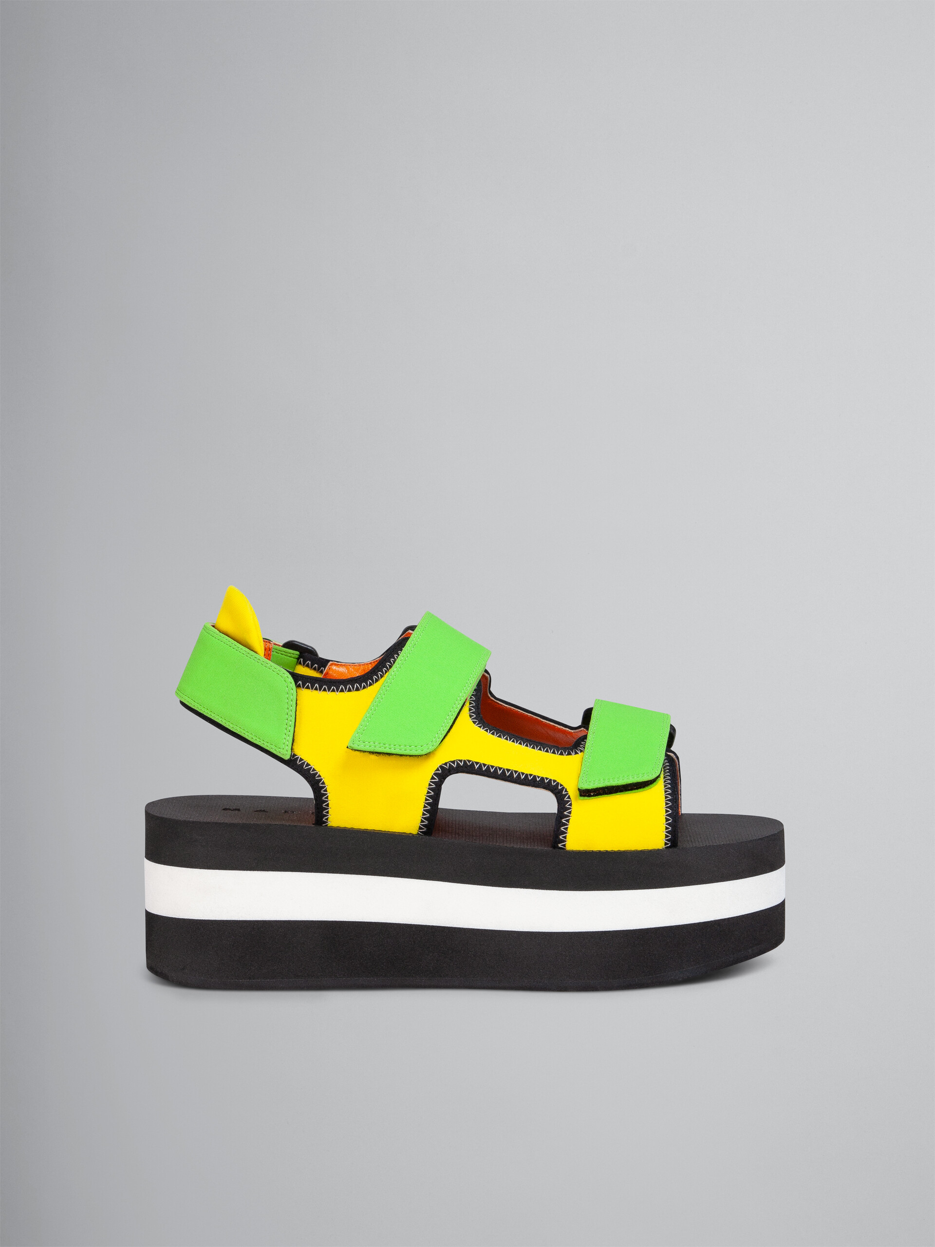 Sandalia de tejido técnico amarillo y verde - Sandalias - Image 1