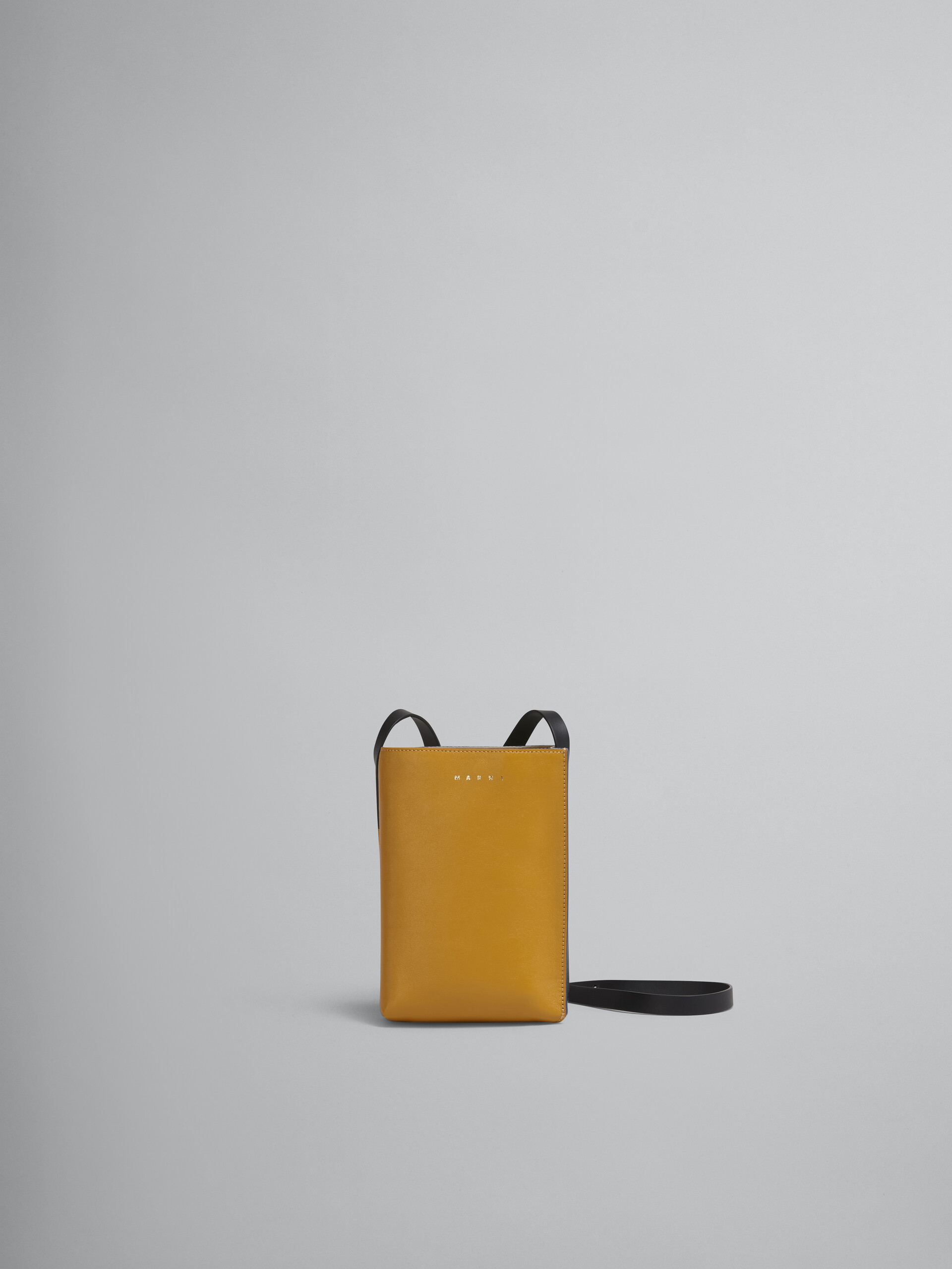 Sac MUSEO SOFT en cuir de veau tanné jaune et vert - Sacs portés épaule - Image 1