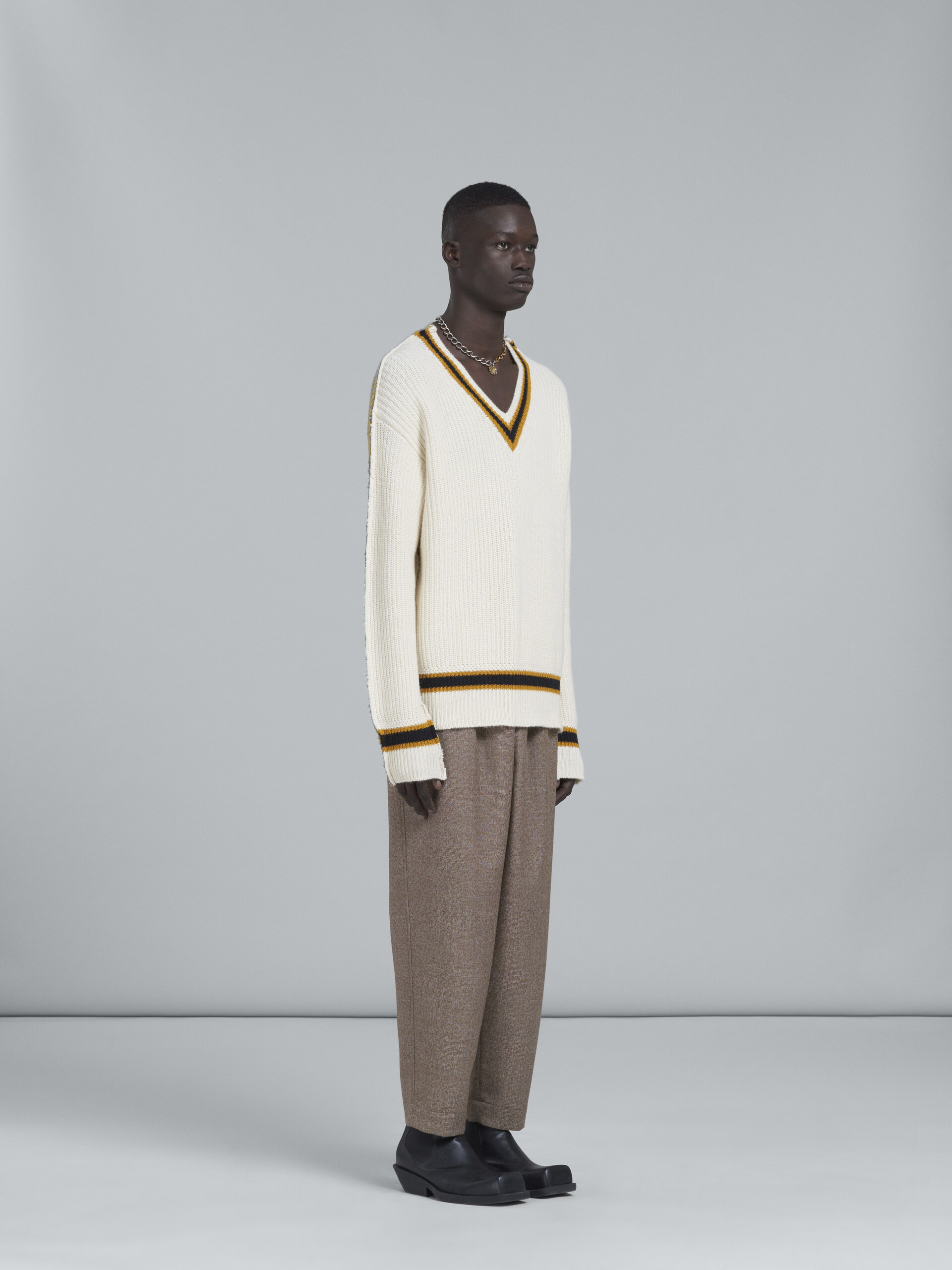 Light brown wool cropped pants - Pants - Image 5