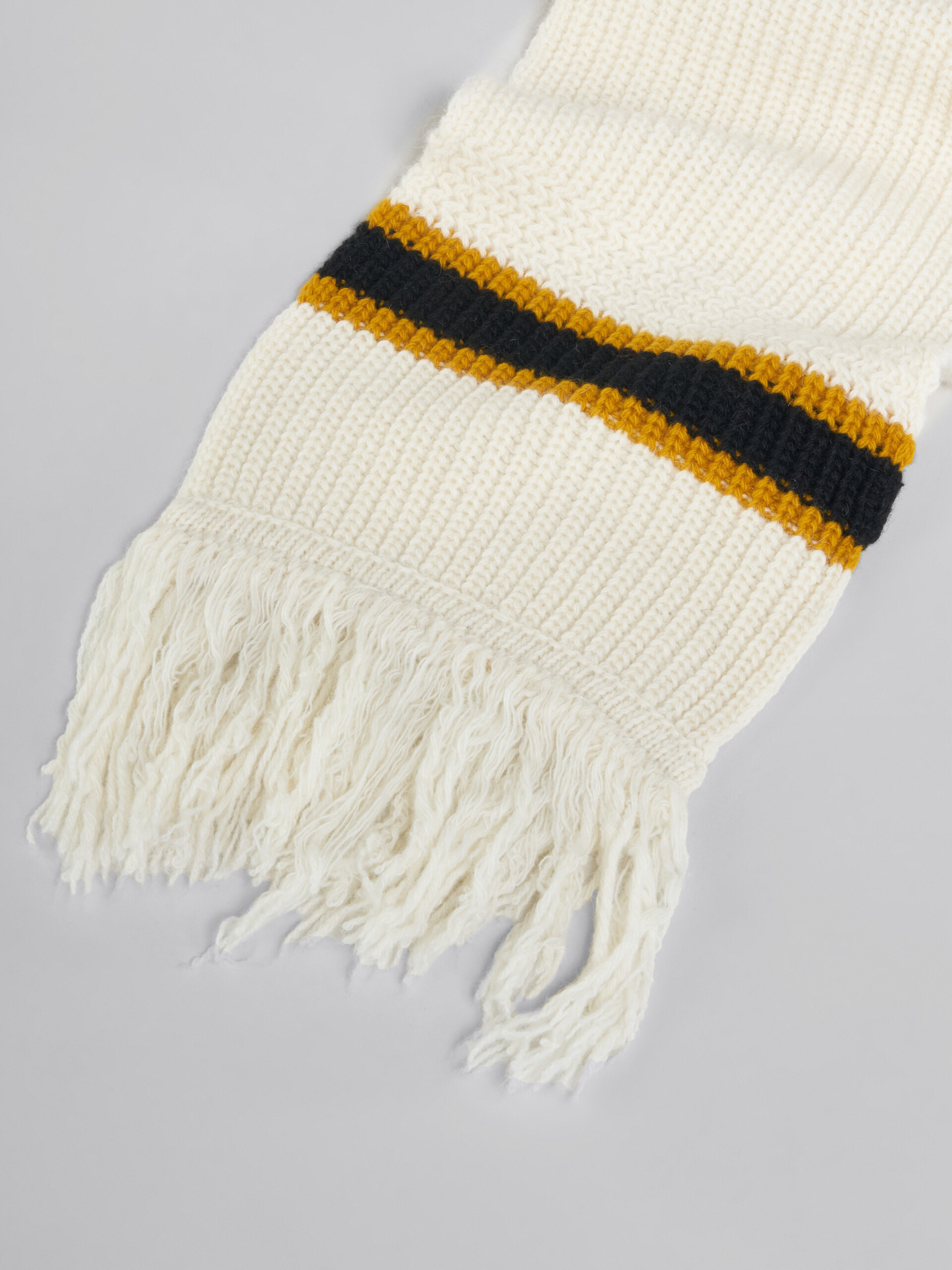 Knitted college-style scarf - Scarves - Image 4