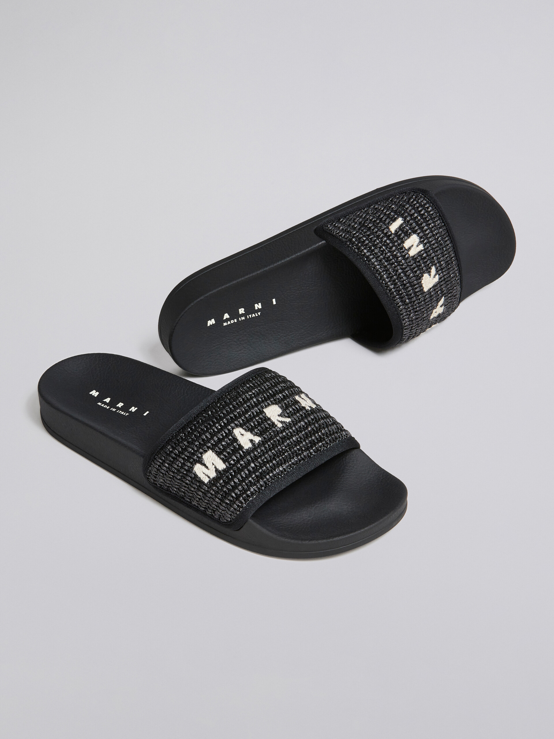 블랙 라피아 샌들 - Sandals - Image 5