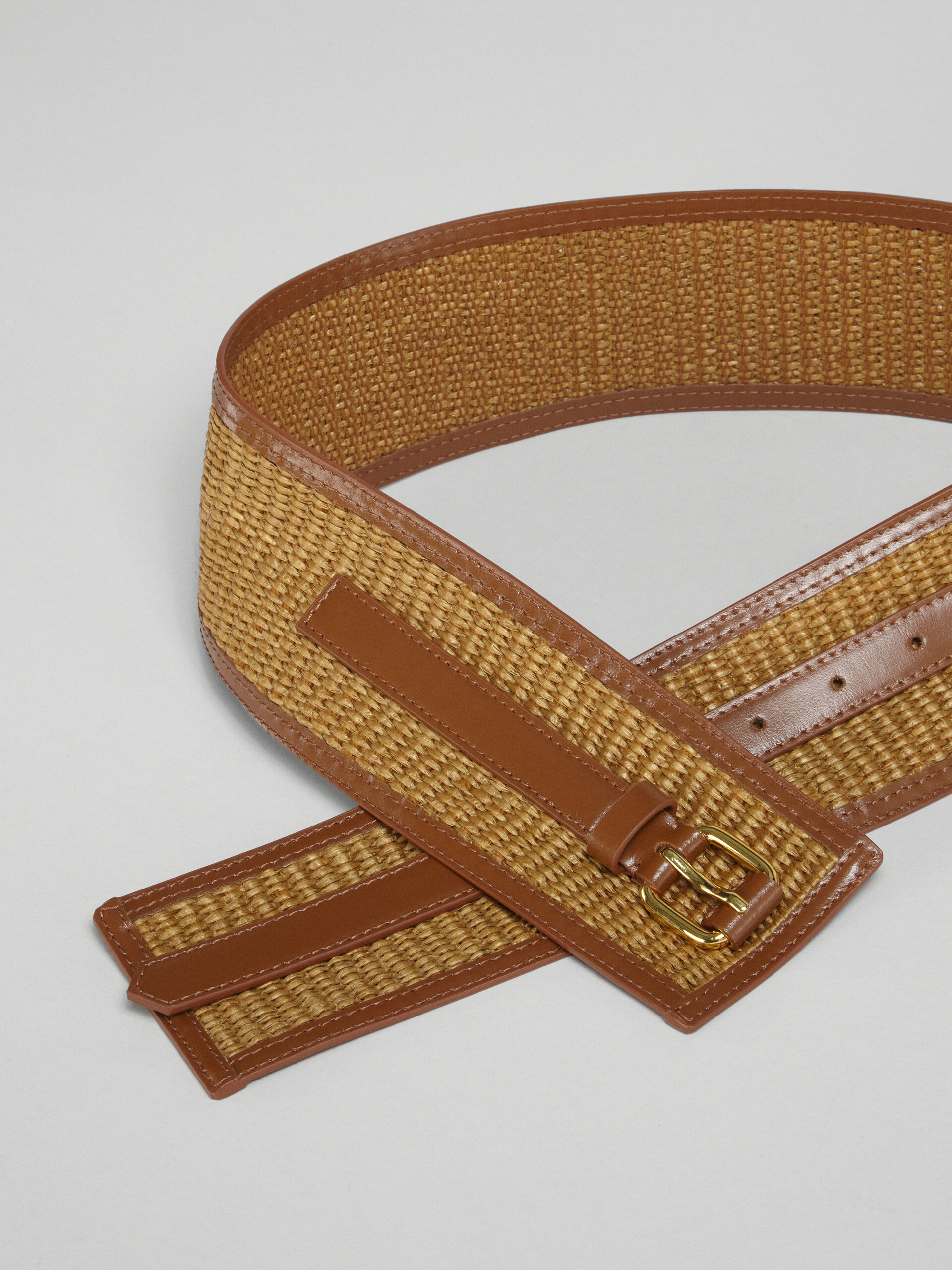 Belt in brown leather and raffia-effect fabric - Belts - Image 3