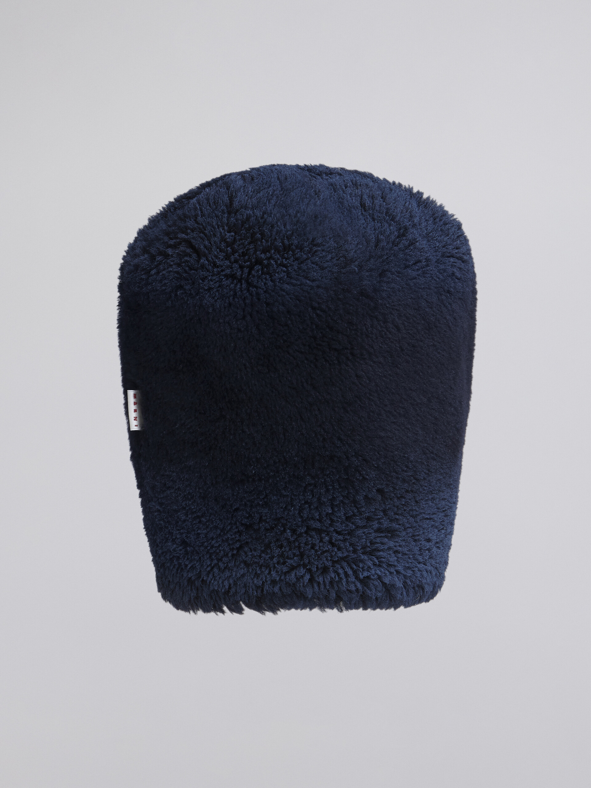 Mütze aus Shearling mit gespritzten, farblich abgestimmten Streifen - Hüte - Image 2