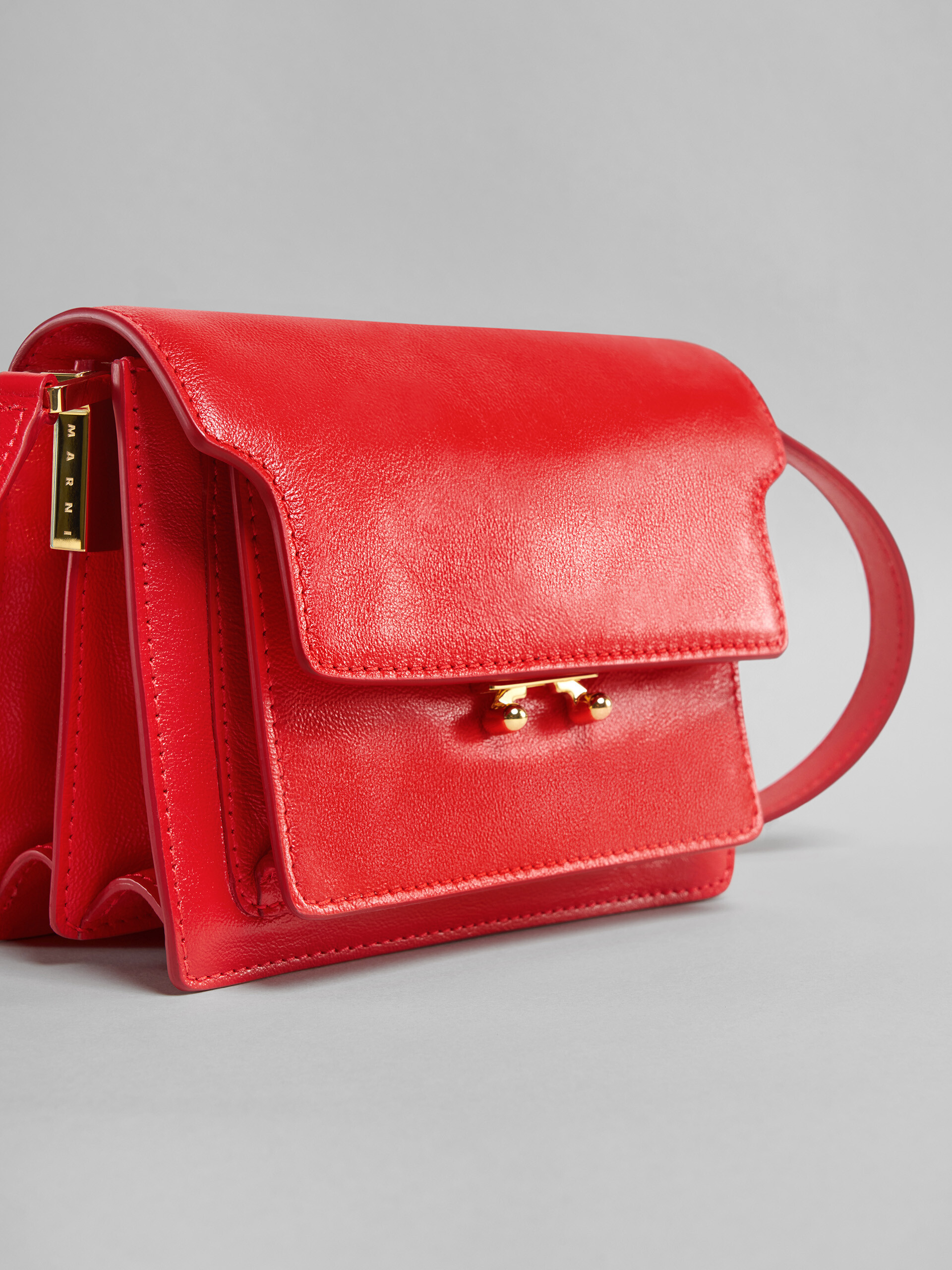 TRUNK SOFT mini bag in red leather - Shoulder Bags - Image 5