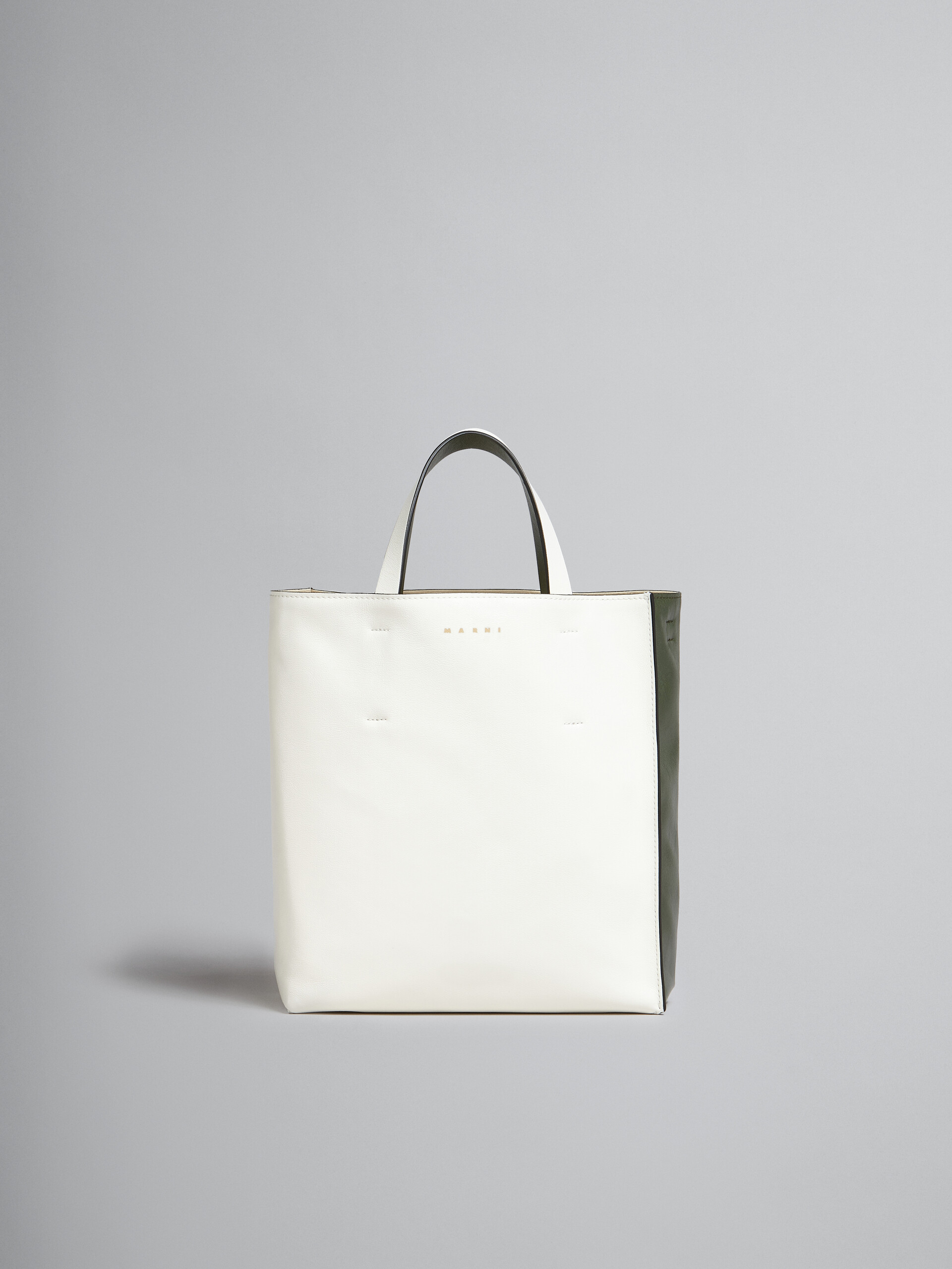 Kleine Tasche Museo Soft aus schwarzem und weißem Leder - Shopper - Image 1