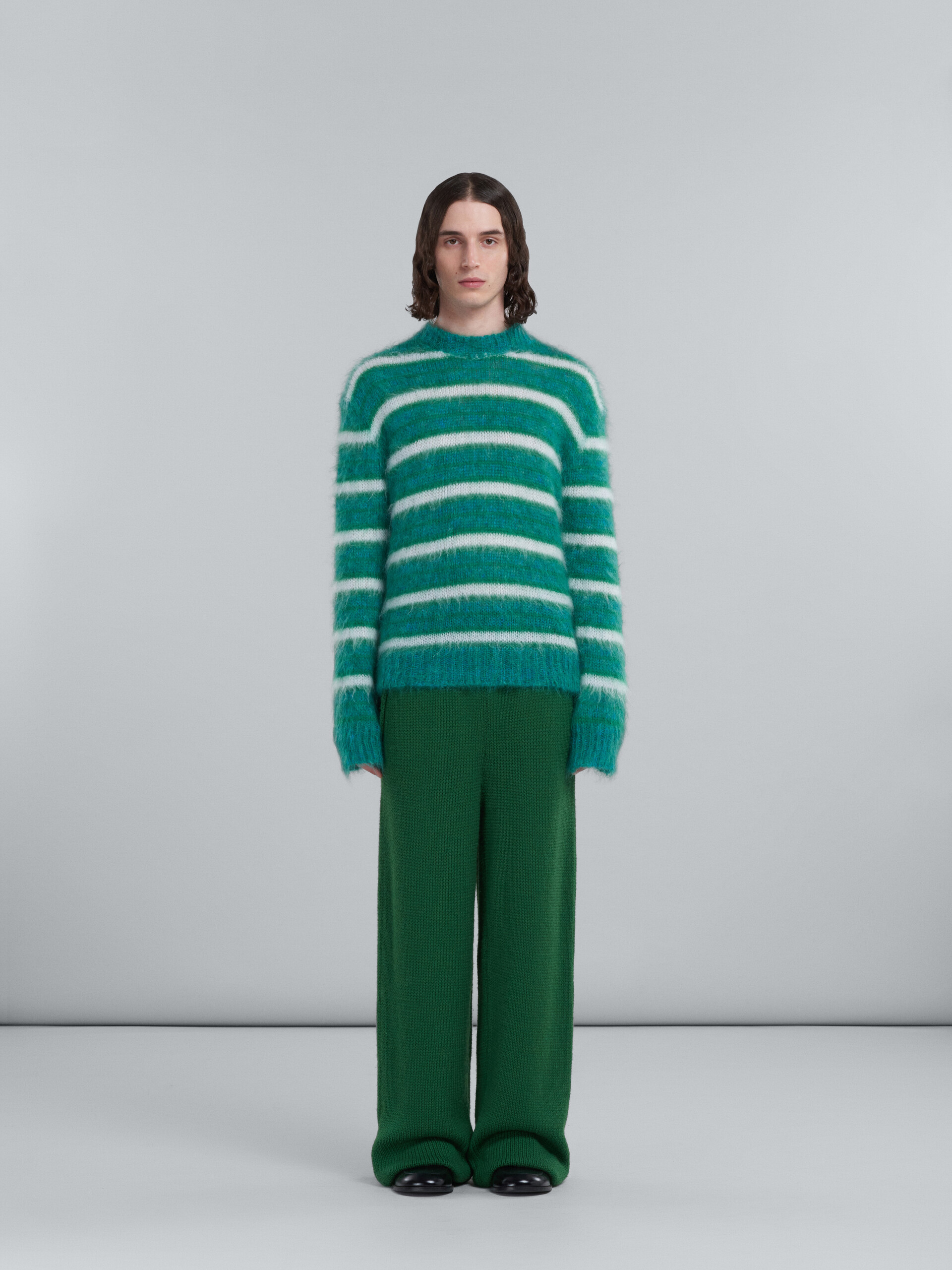 Wide trousers in green wool - Pants - Image 2