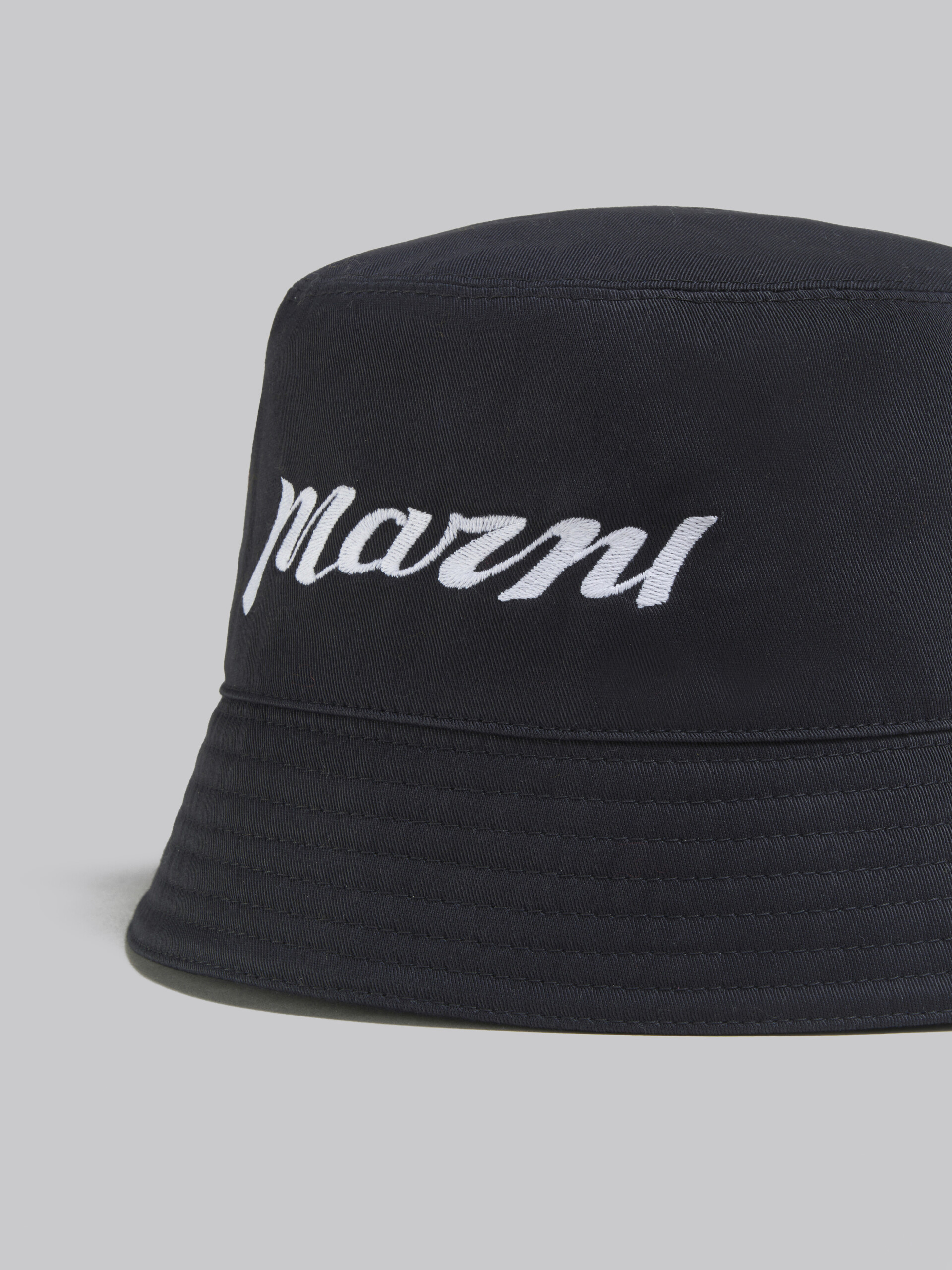 Black twill bucket hat with embroidered logo