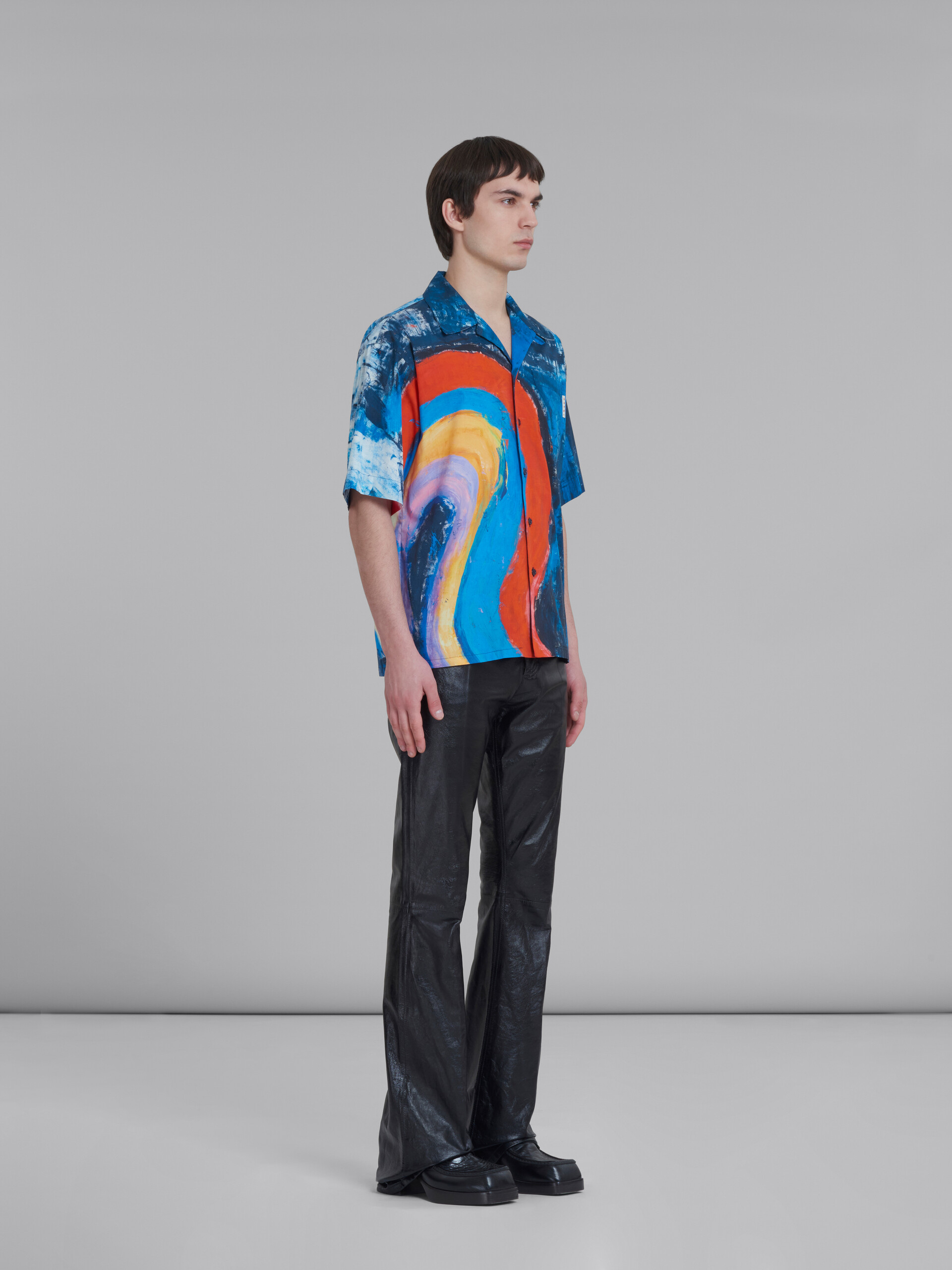 Blue cotton bowling shirt with Rainbow print - Shirts - Image 5