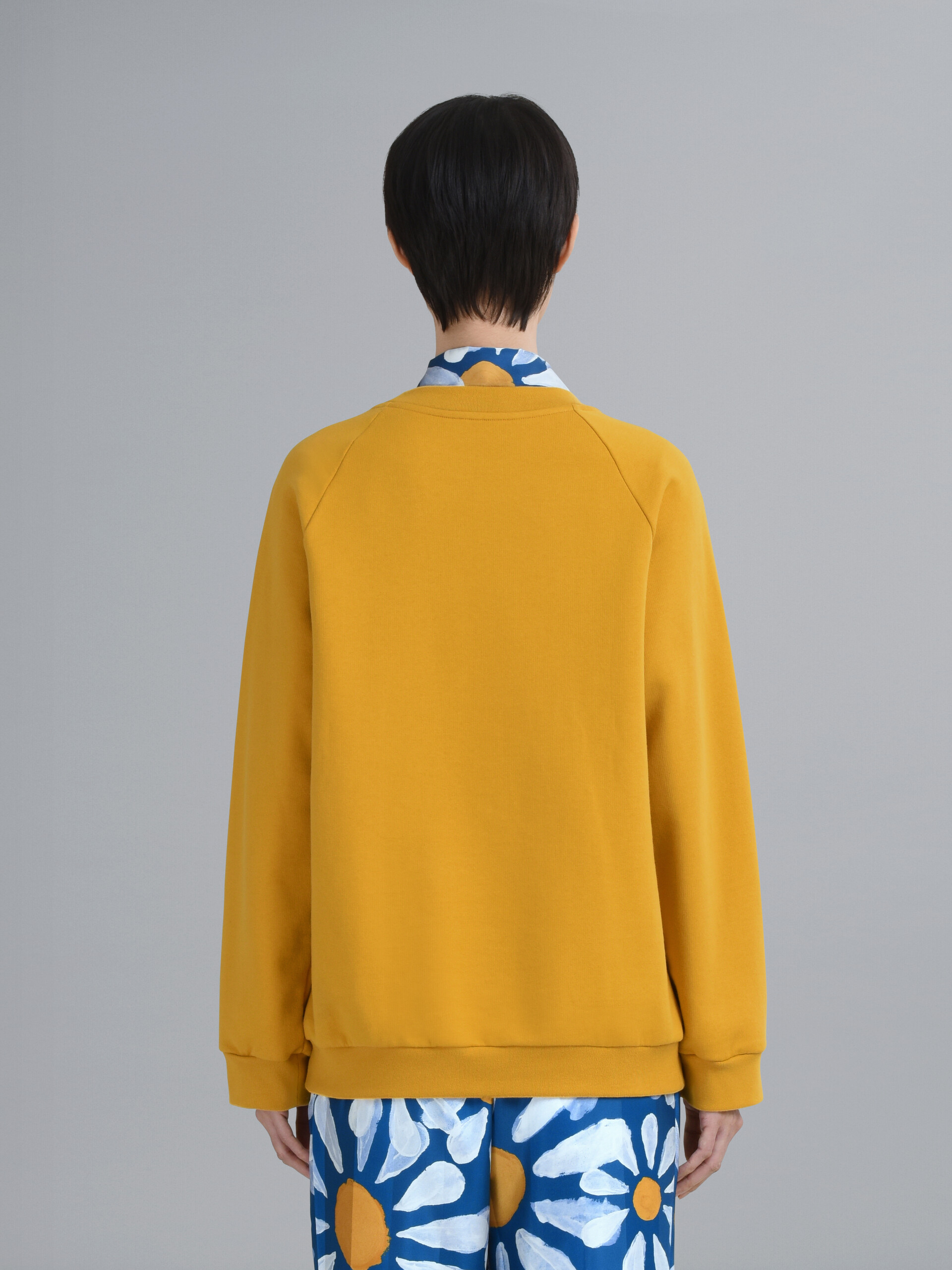 Daisyロゴプリント コットン地クルーネックスウェットシャツ Daisyロゴプリント コットン地クルーネックスウェットシャツ