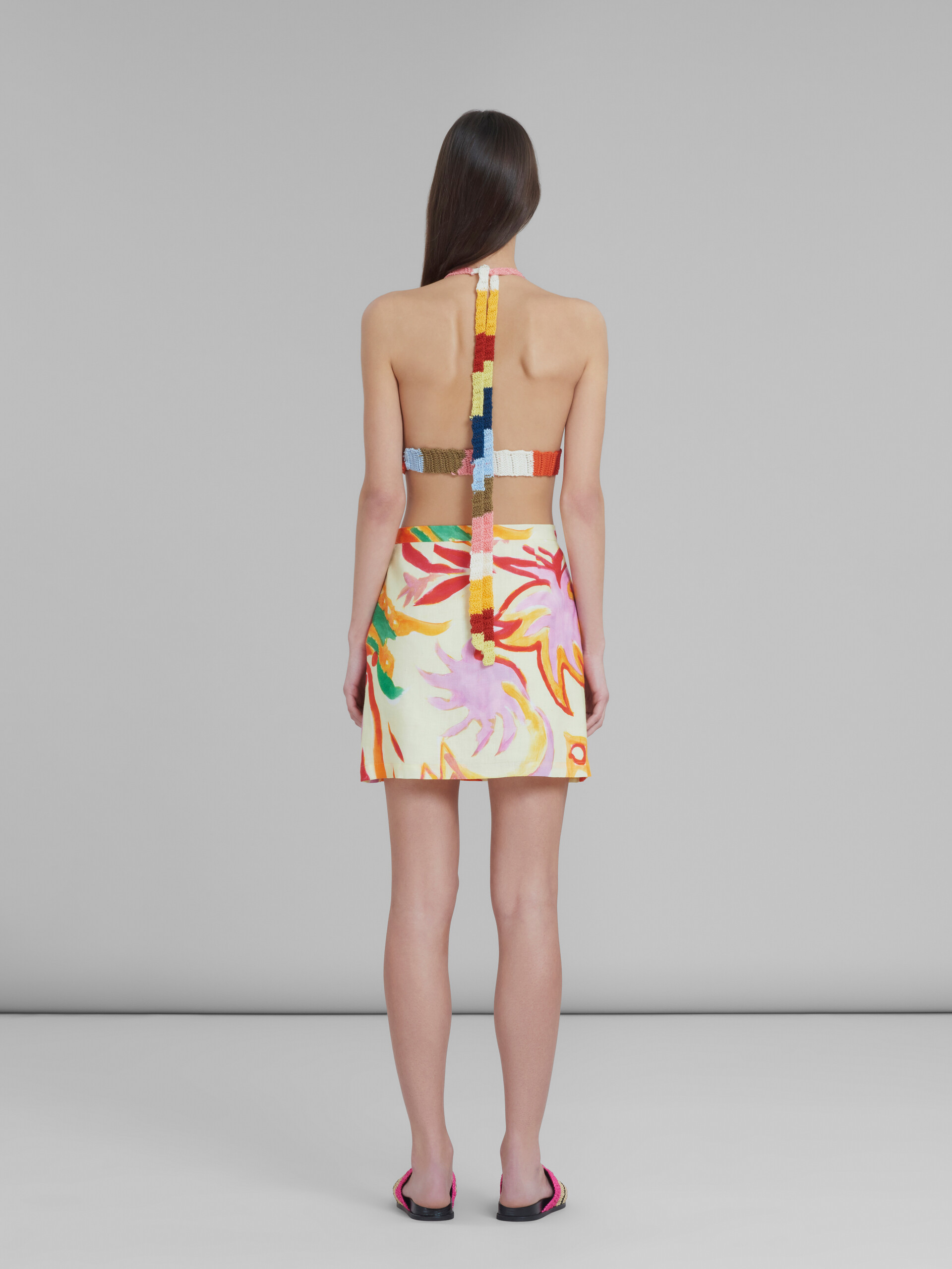 Marni x No Vacancy Inn - Linen-viscose mini skirt with Chippy Blossom print - Skirts - Image 3