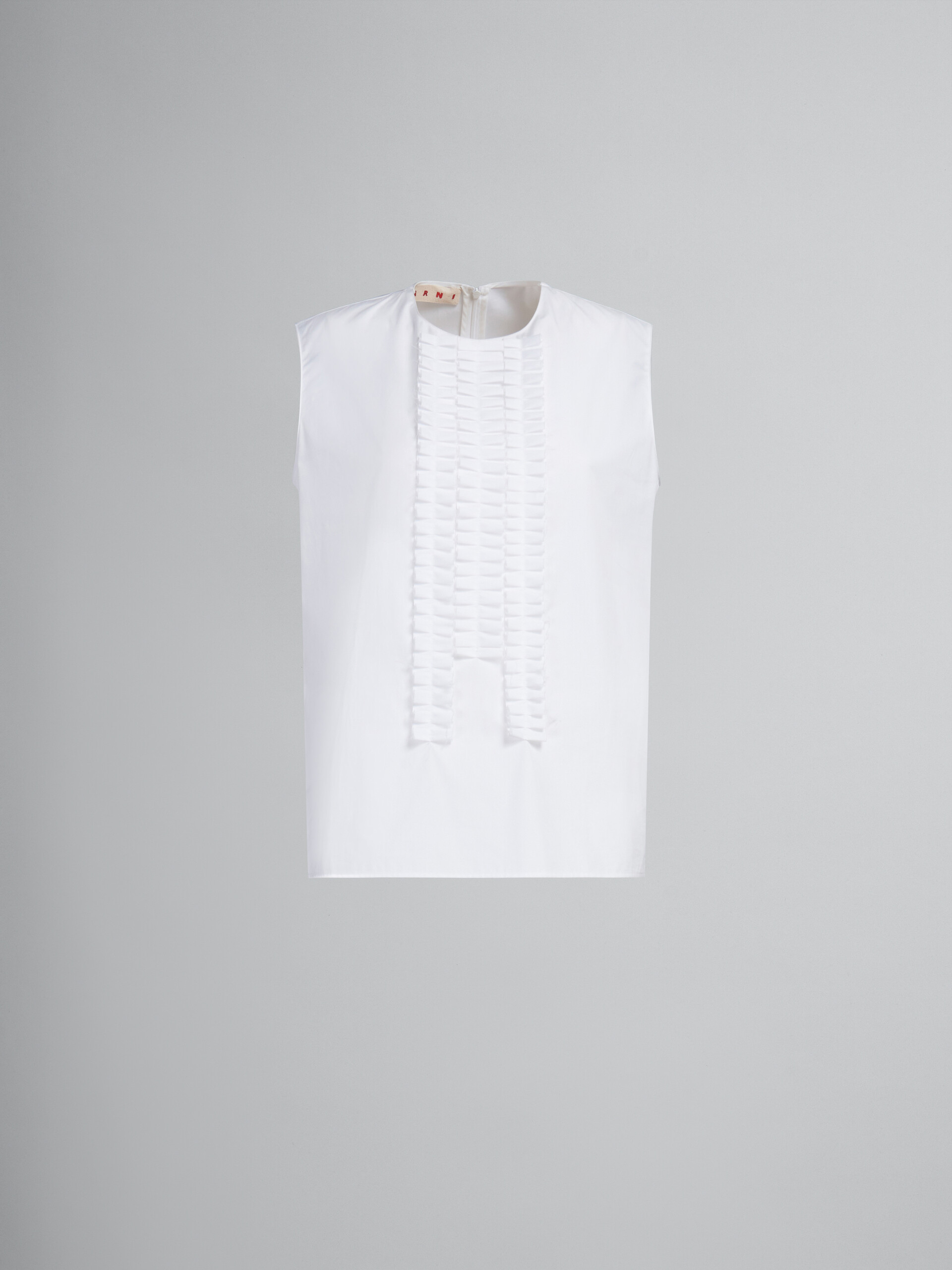 White organic poplin sleeveless top with pleated detailing - Shirts - Image 1