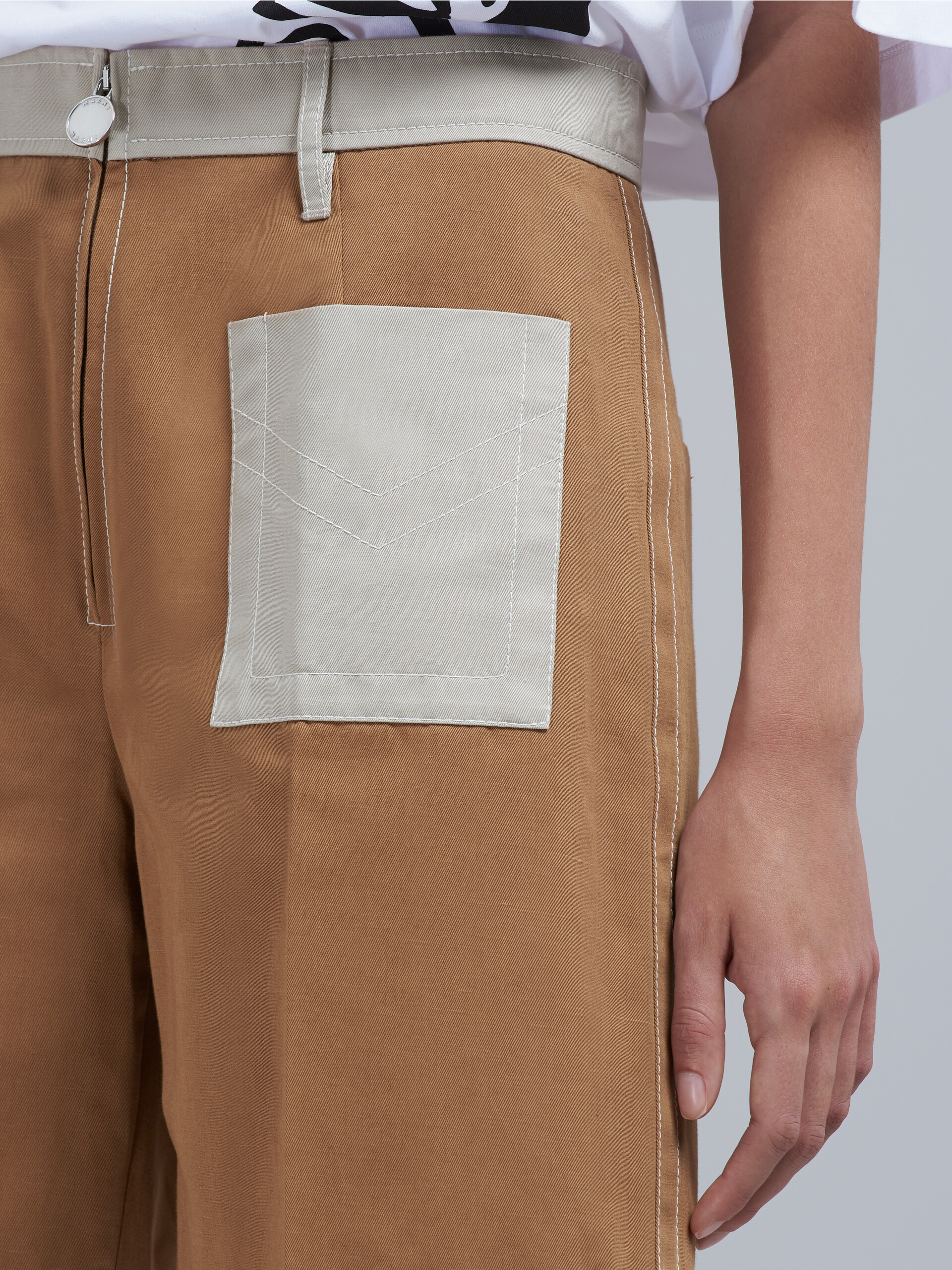Shorts aus Baumwolldrillich - Hosen - Image 4