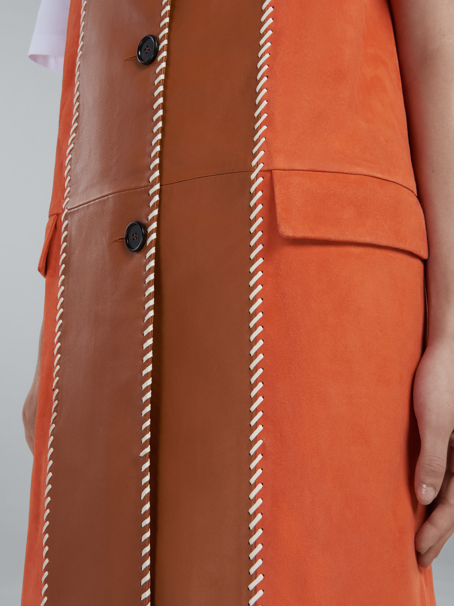 Long vest in orange suede - Waistcoat - Image 5