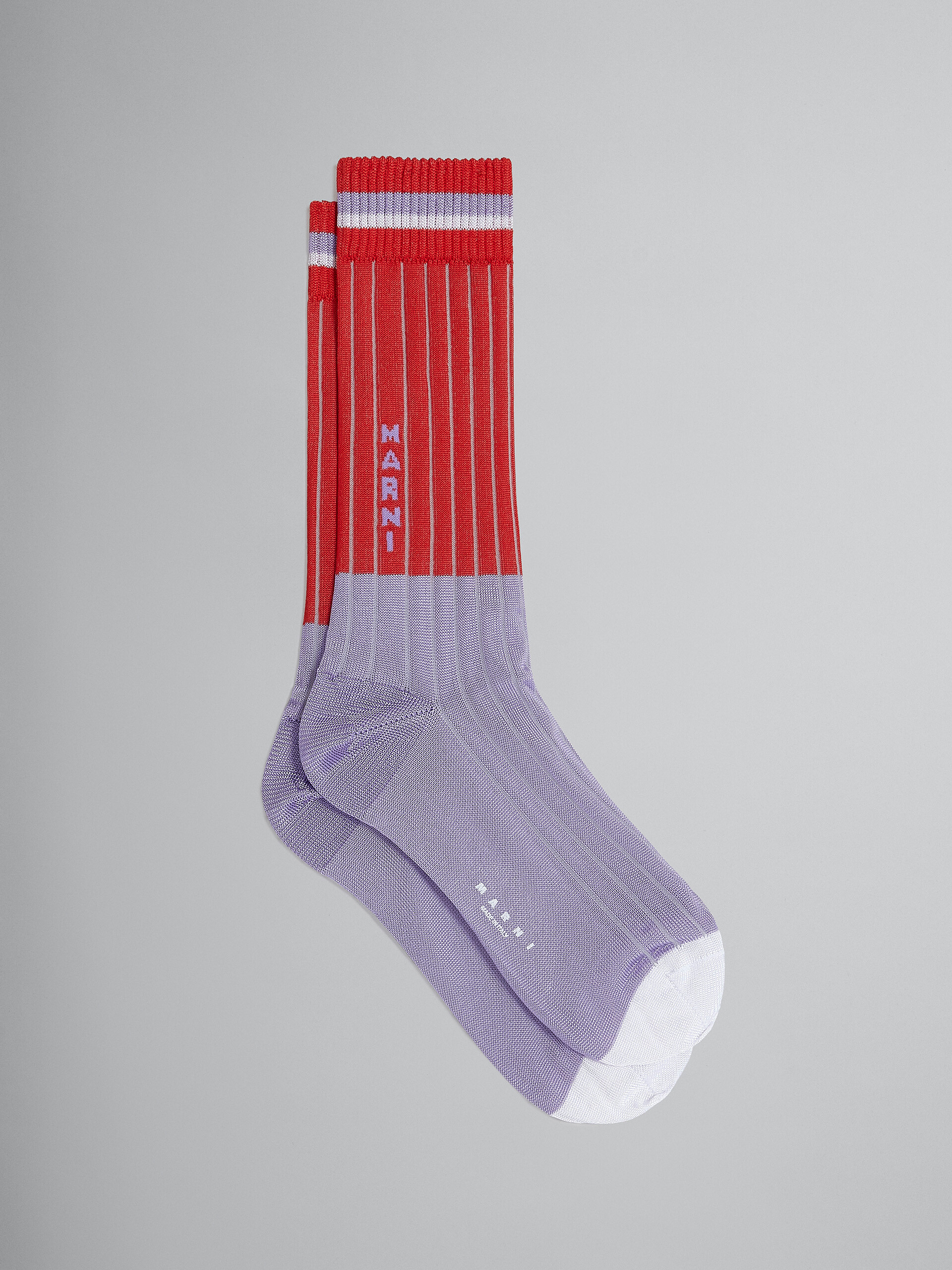 레드 바이 컬러 비스코스 양말 - Socks - Image 1